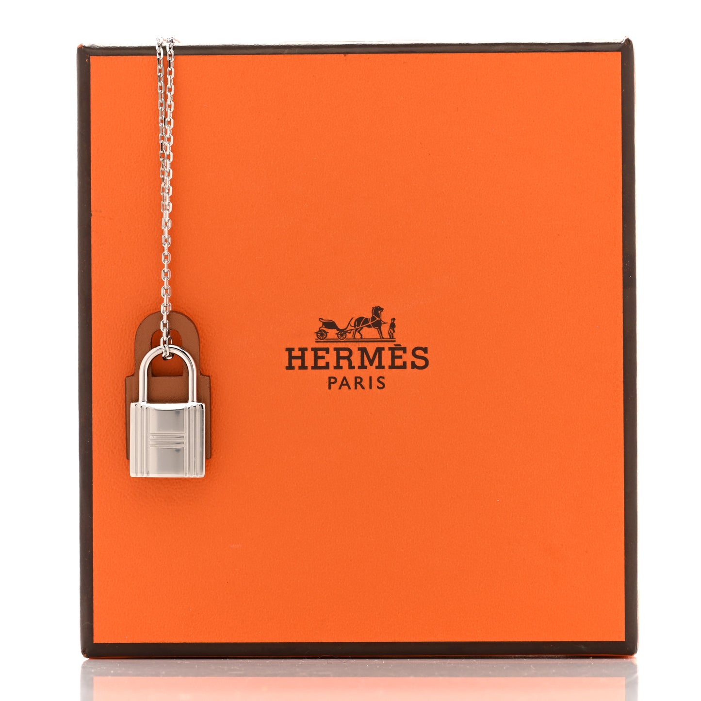 Swift O'Kelly Pendant Necklace Gold