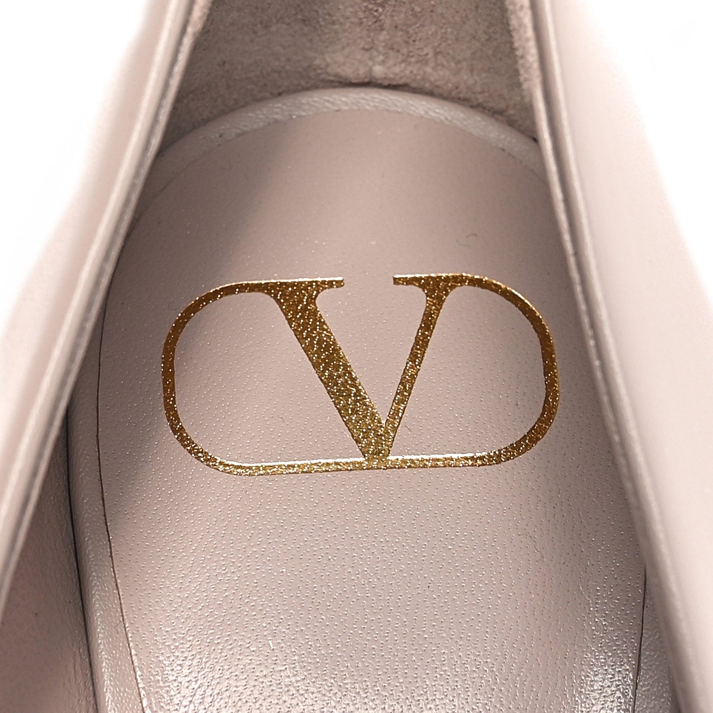 Calfskin Vlogo Signature 80mm Pumps 38 Poudre