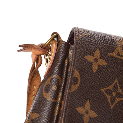 Louis Vuitton Monogram Favorite MM 8 of 11