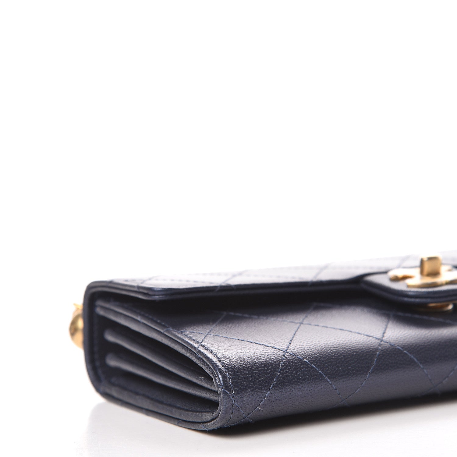 Chanel Iridescent Lambskin Quilted Chic Pearls Clutch With Chain Blue 9 of 12