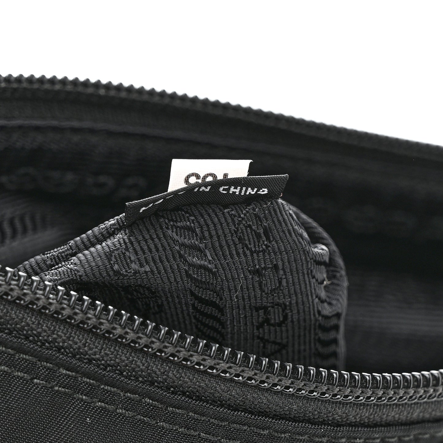 Nylon Saffiano Flat Messenger Bag Black