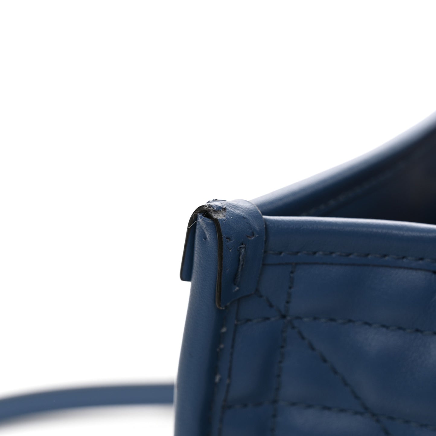 Calfskin Matelasse Aria Small GG Marmont Shoulder Tote Clear Blue