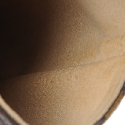 Louis Vuitton Monogram Phone Case MM 7 of 8