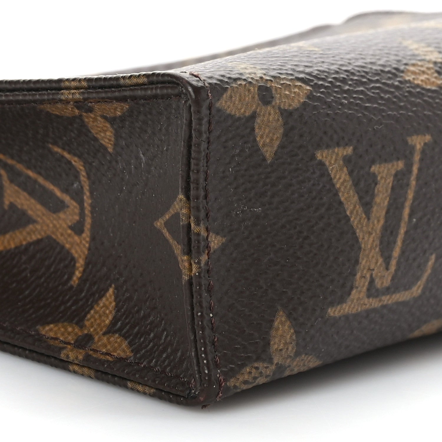 Louis Vuitton Monogram Toiletry Pouch 15 8 of 9