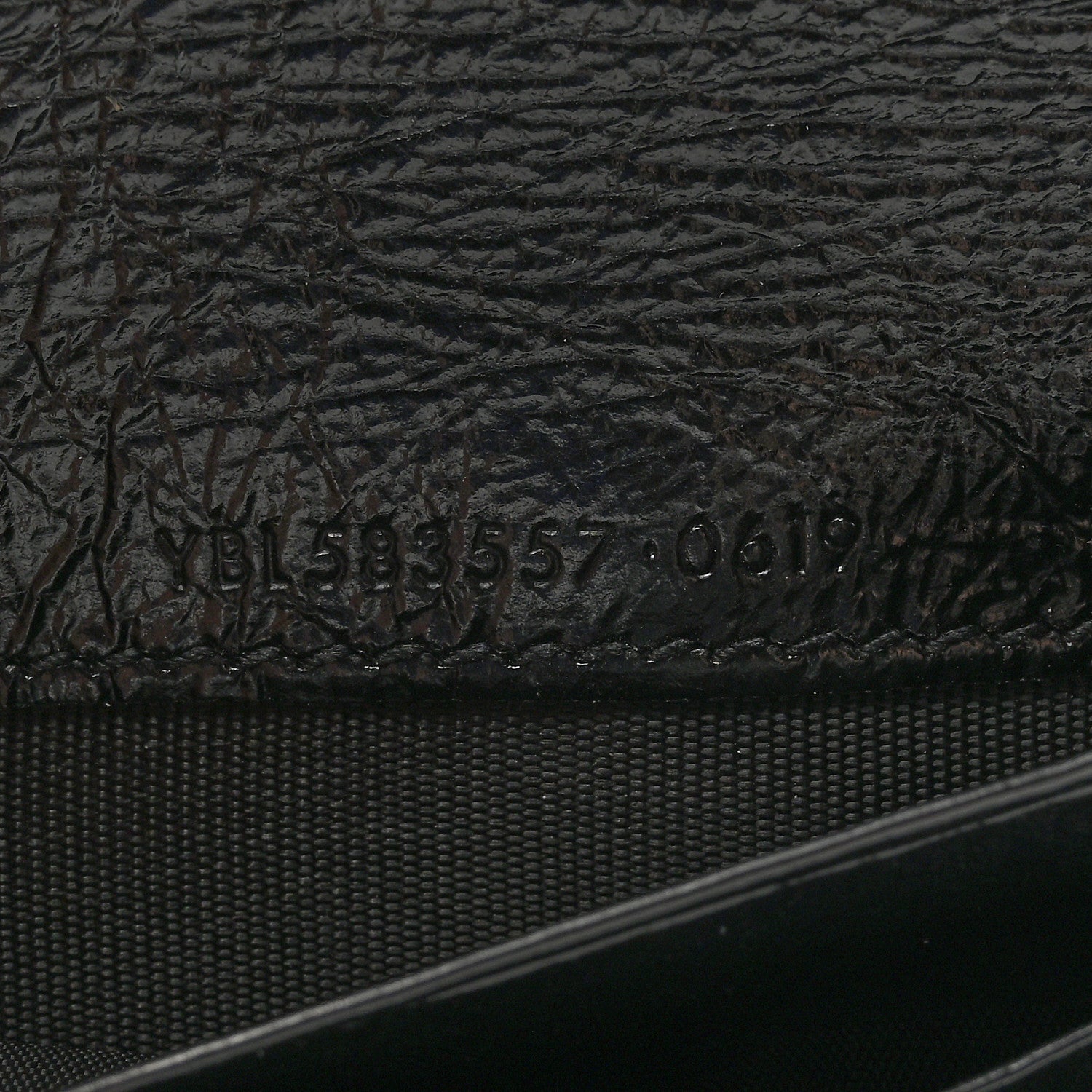 Saint Laurent Crinkled Calfskin Matelasse Monogram Niki Card Holder Black 7 of 9