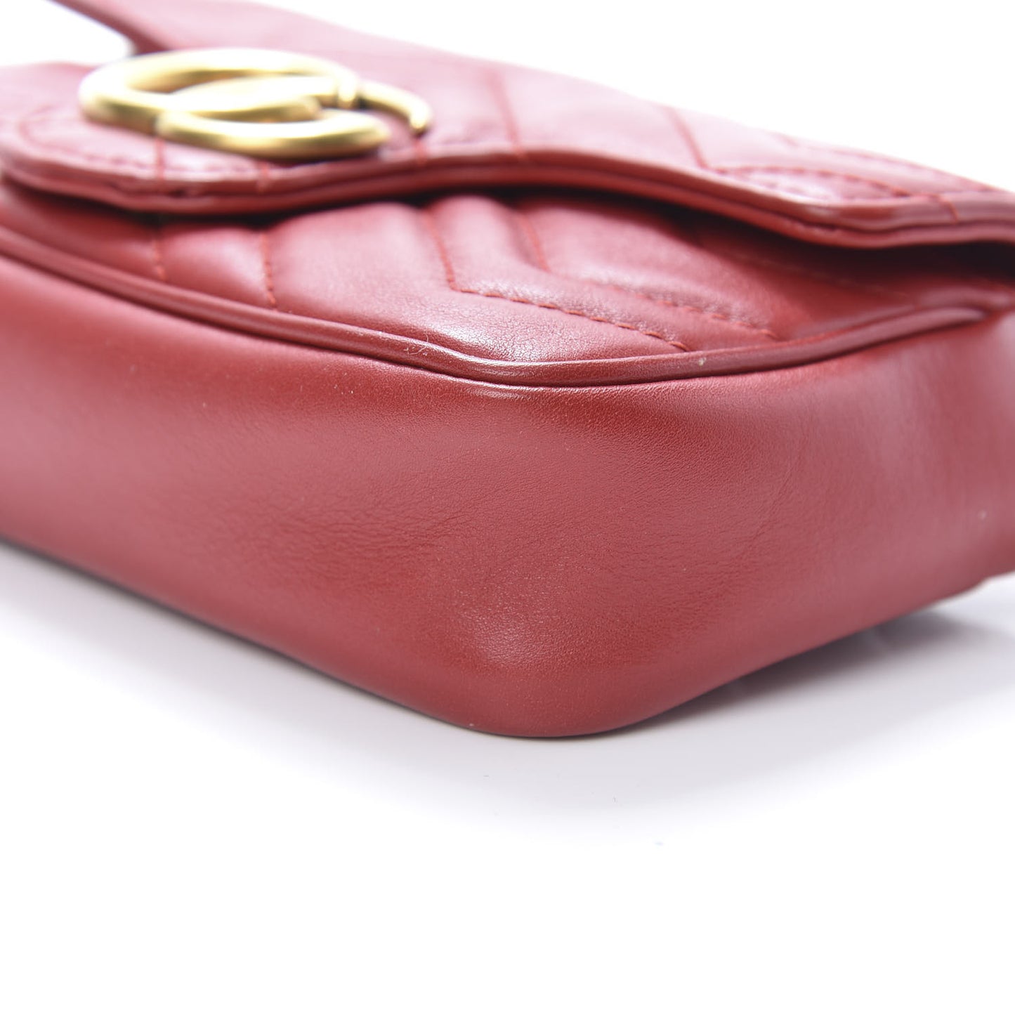 Calfskin Matelasse Super Mini GG Marmont Shoulder Bag Hibiscus Red