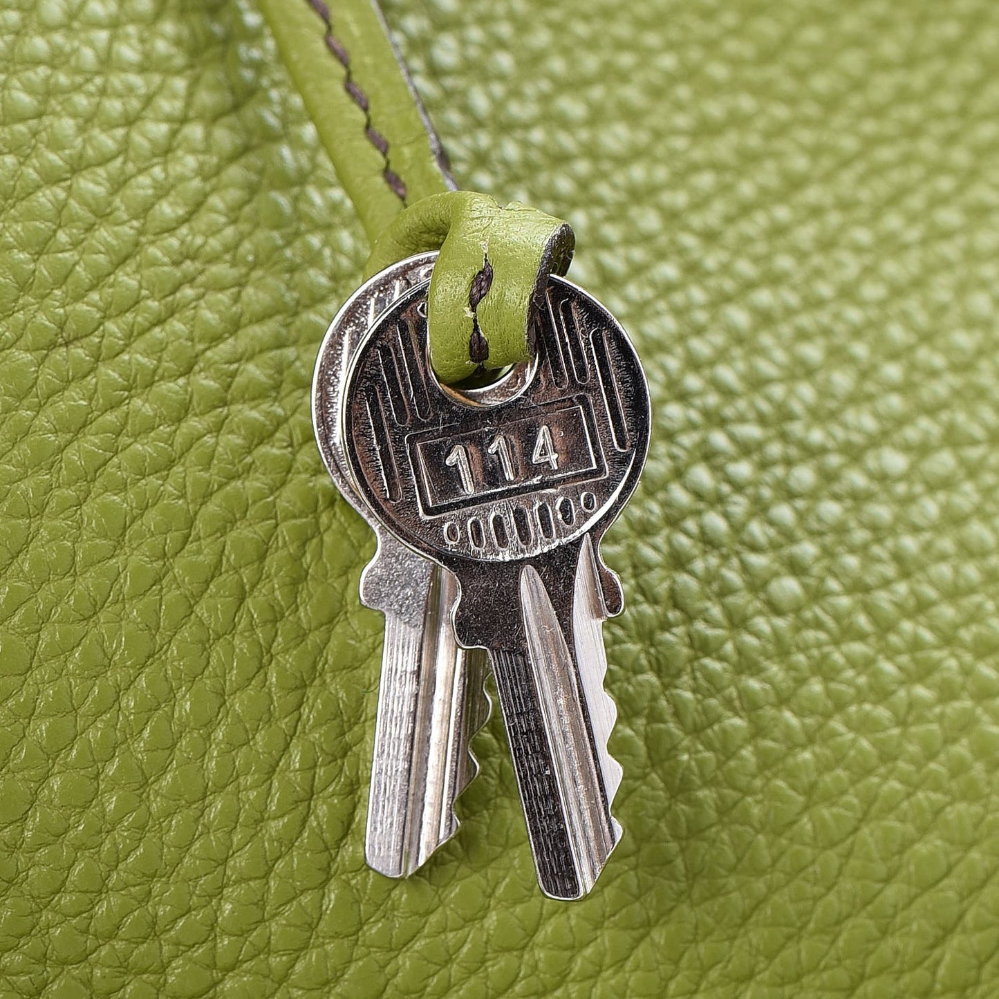 Taurillon Clemence Birkin 35 Vert Anis