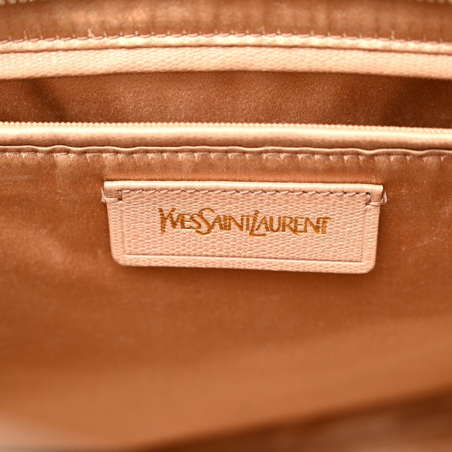 Textured Calfskin Medium Cabas ChYc Beige