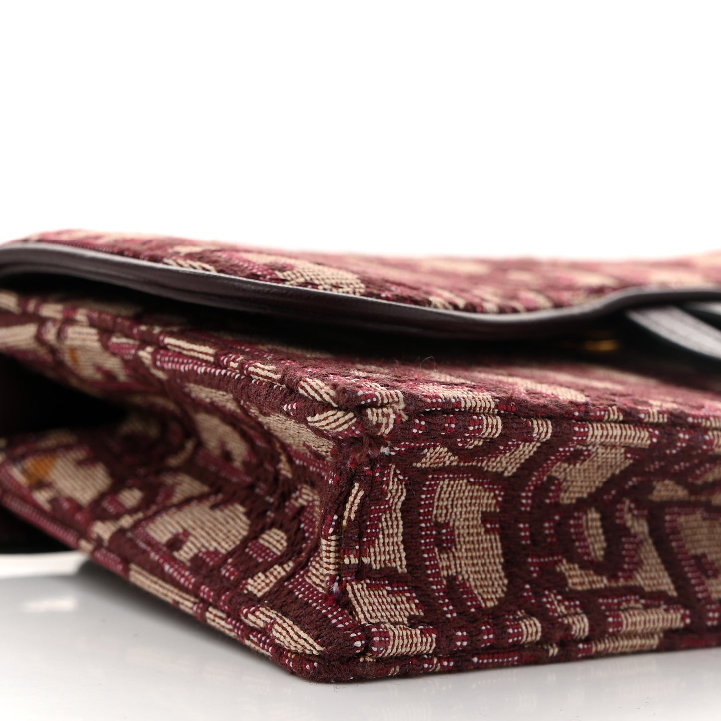 Oblique Saddle Belt Bag Bordeaux