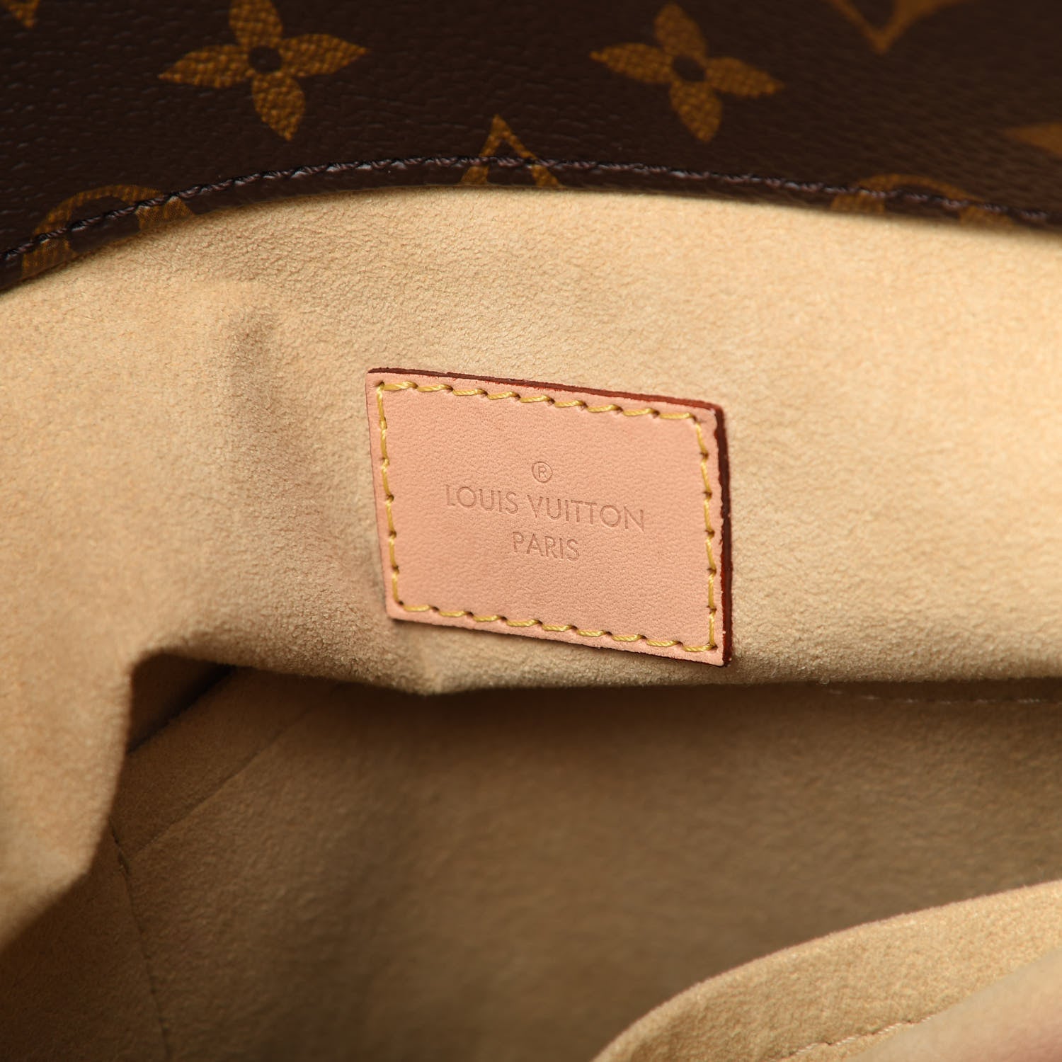 Louis Vuitton Monogram Artsy MM 10 of 10