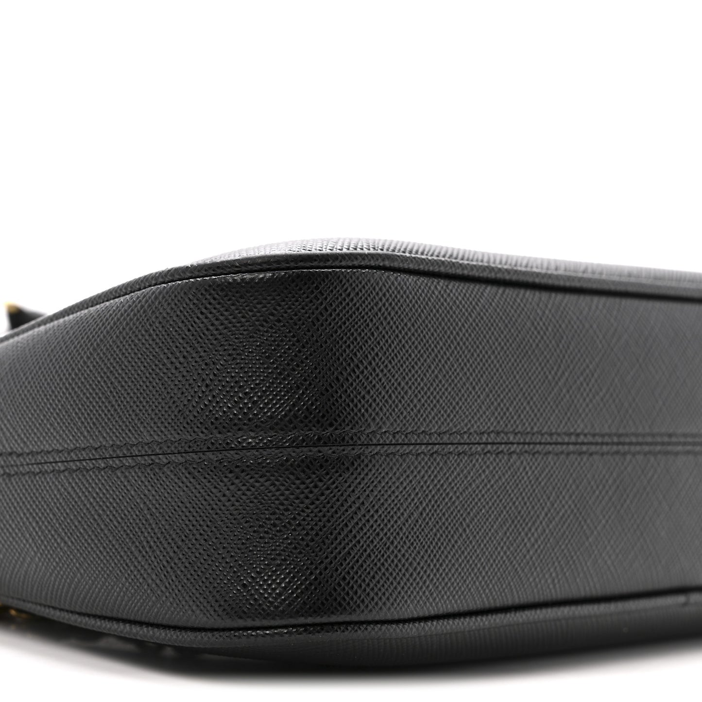 Saffiano Lux Re-Edition 2005 Shoulder Bag Black