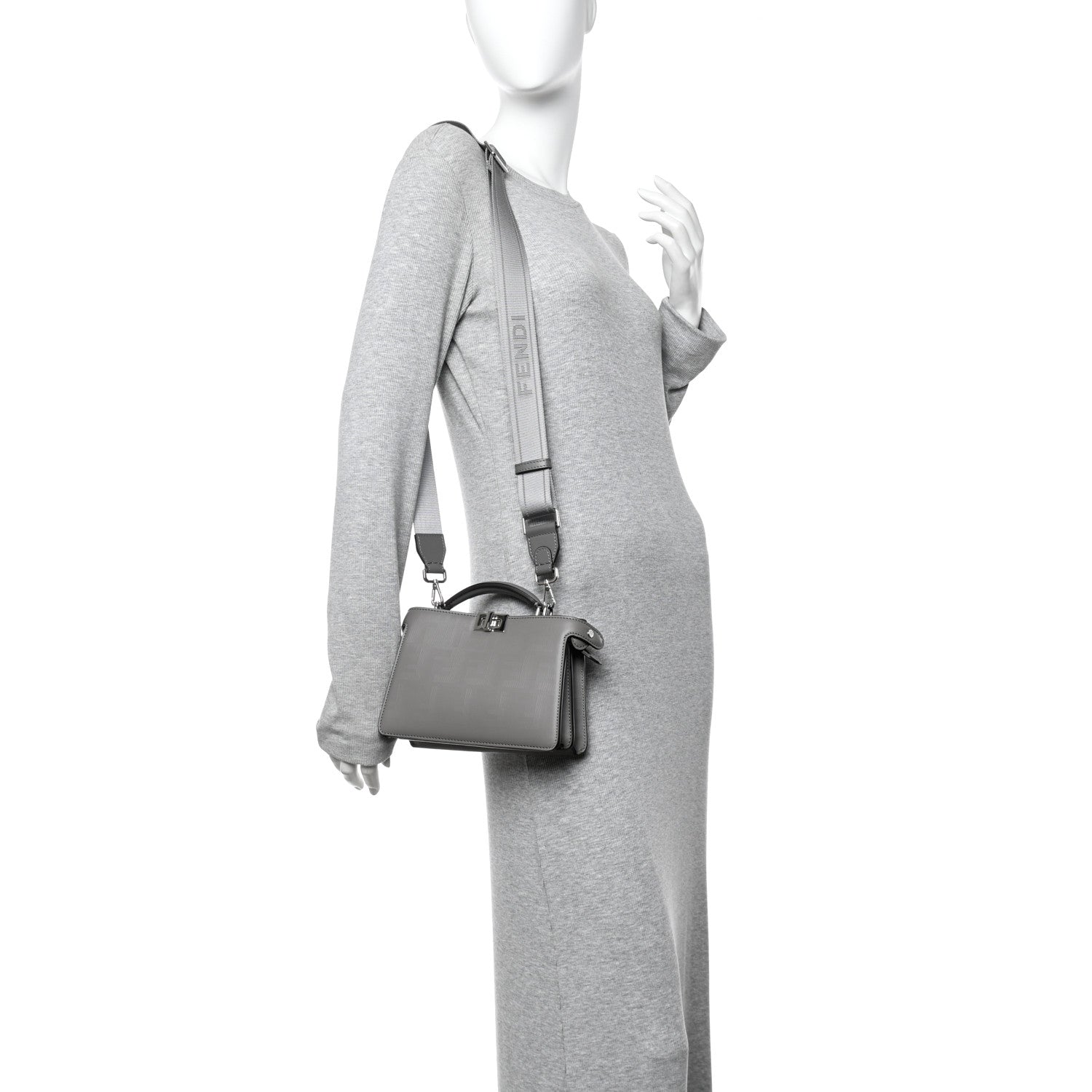 FENDI レザーケース グレー FENDI - フェンディ / FENDI カードケース / 名刺入れ 7M0222 セレリア