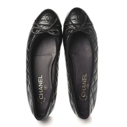 Chanel Aged Calfskin Quilted CC Cap Toe Ballerina Flats 40 Black 2 of 9