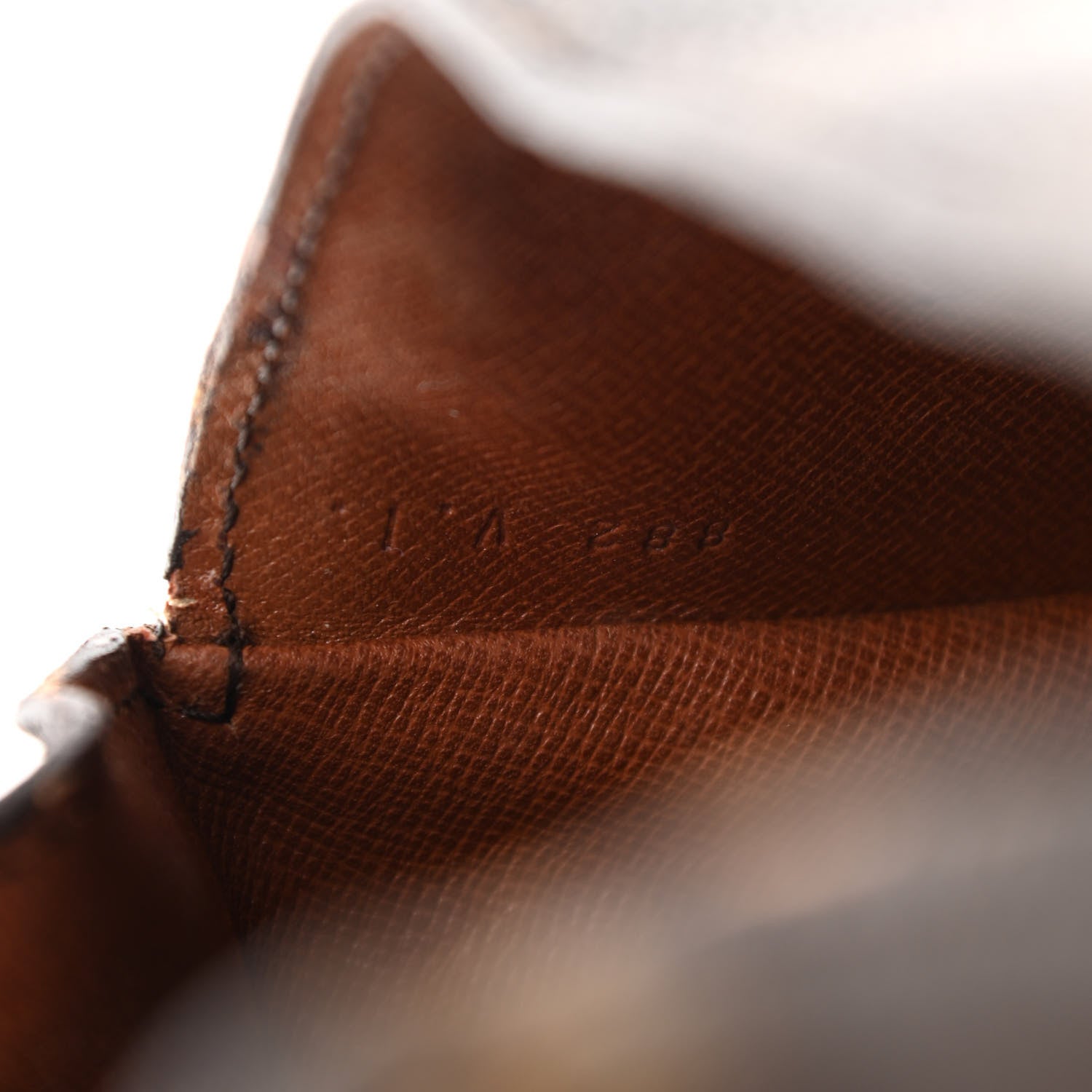 Louis Vuitton Monogram Saint Cloud GM 7 of 17