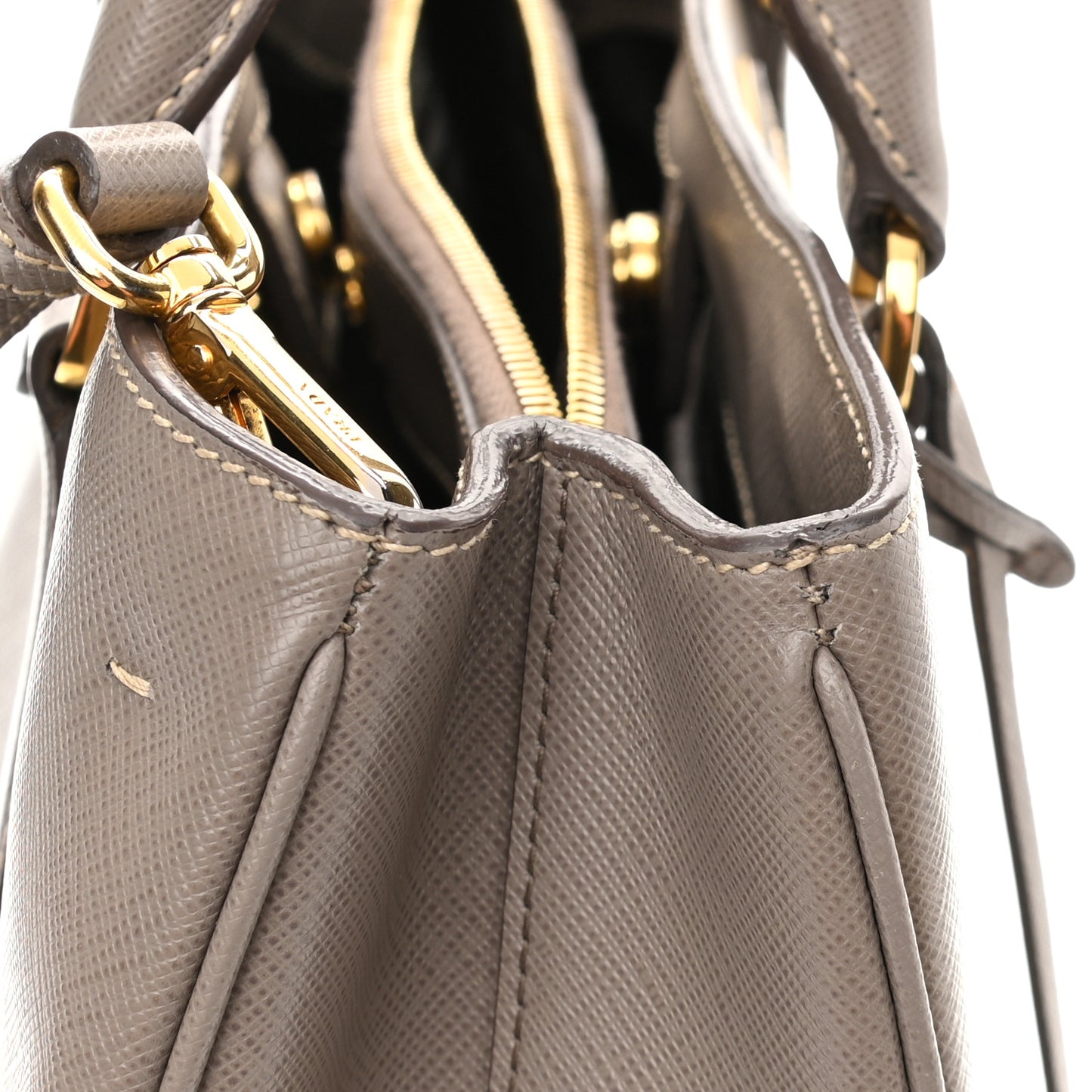 Saffiano Lux Medium Tote Argilla