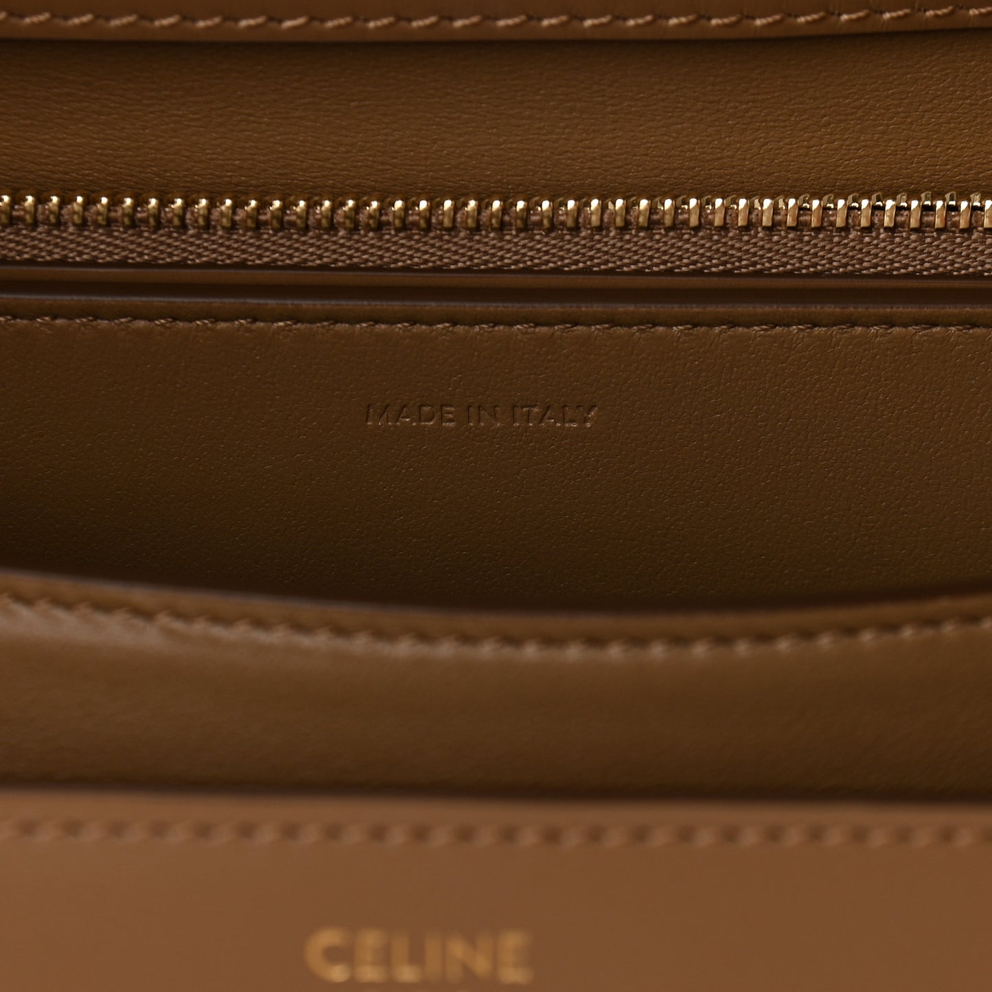 Smooth Calfskin Medium Classic Box Flap Bag Light Camel