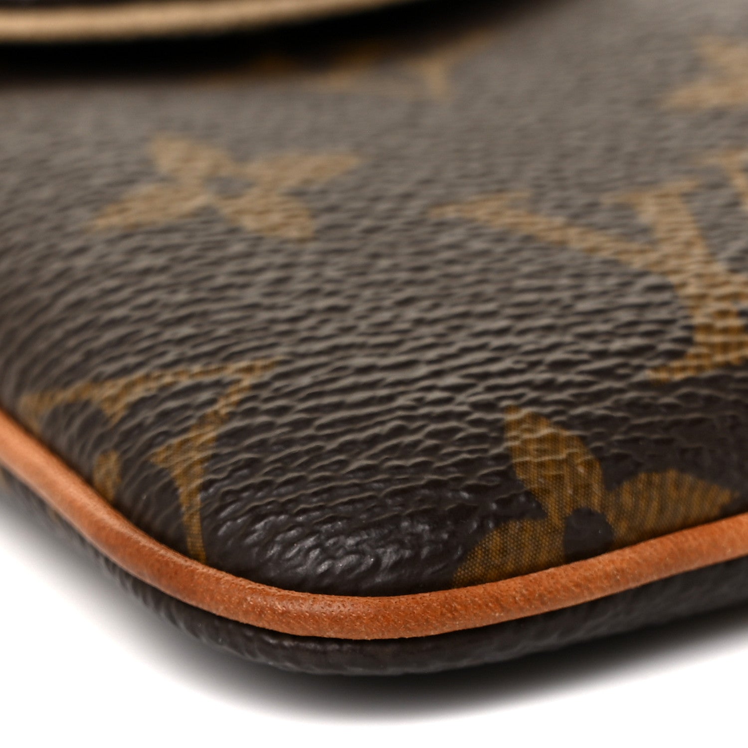 Louis Vuitton Monogram Cell Phone Case w/ Chain 7 of 8
