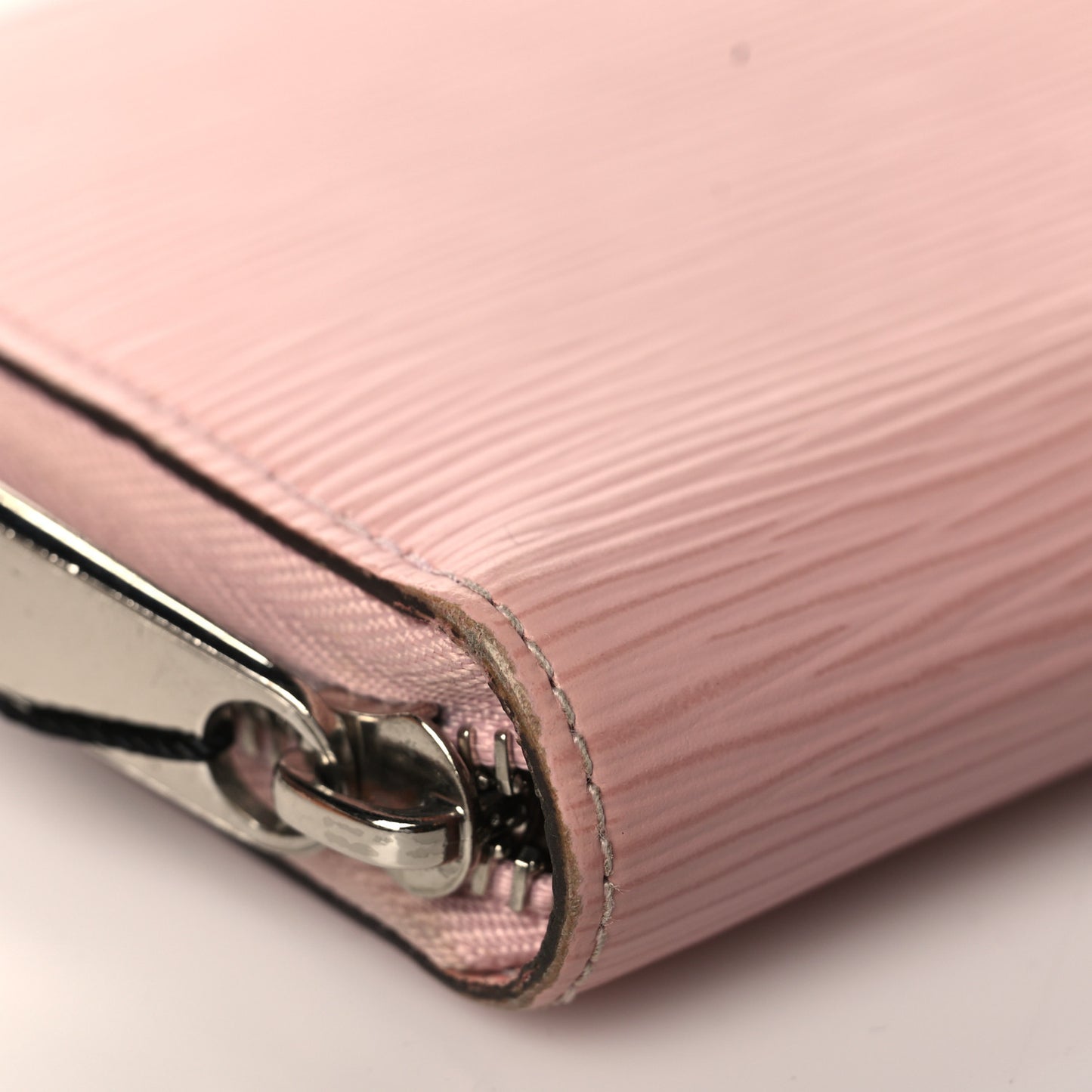 Epi Zippy Wallet Rose Ballerine