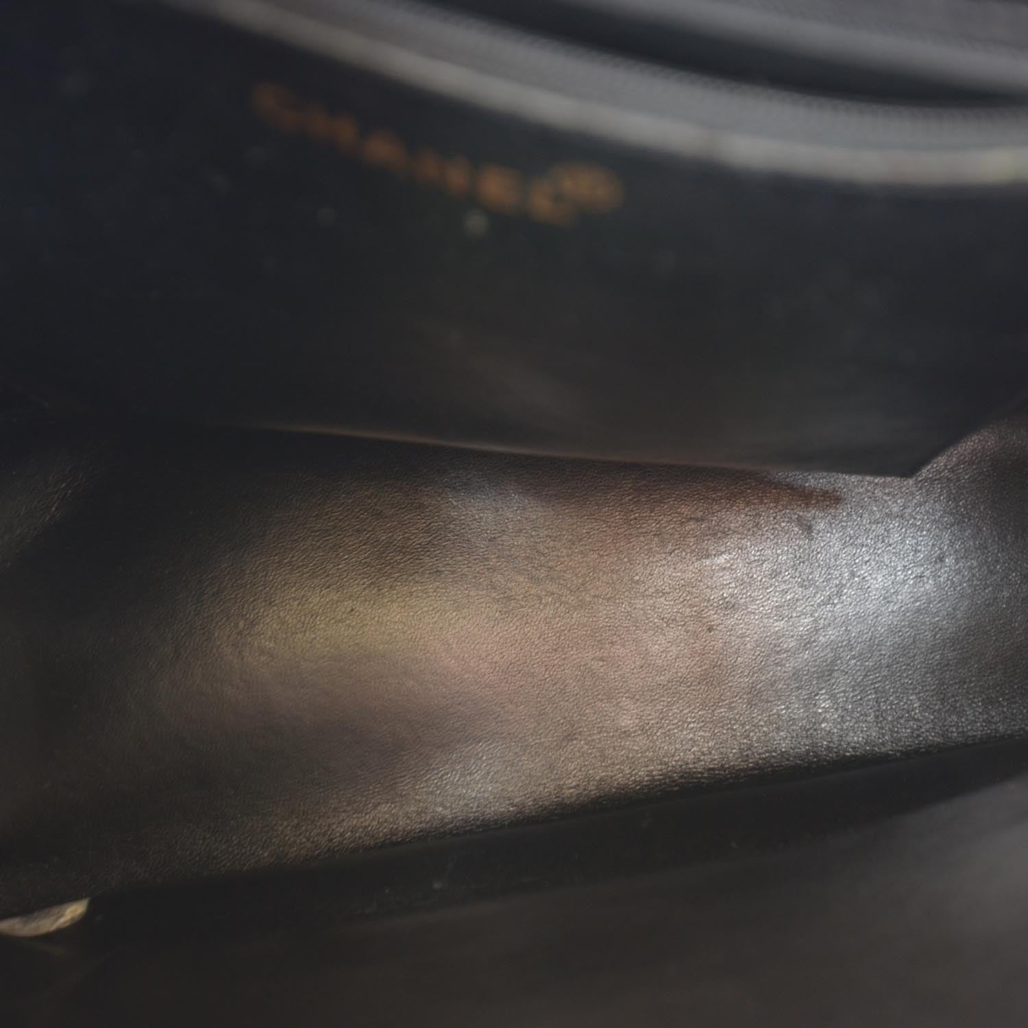 Chanel Caviar Medallion Tote Black 6 of 7