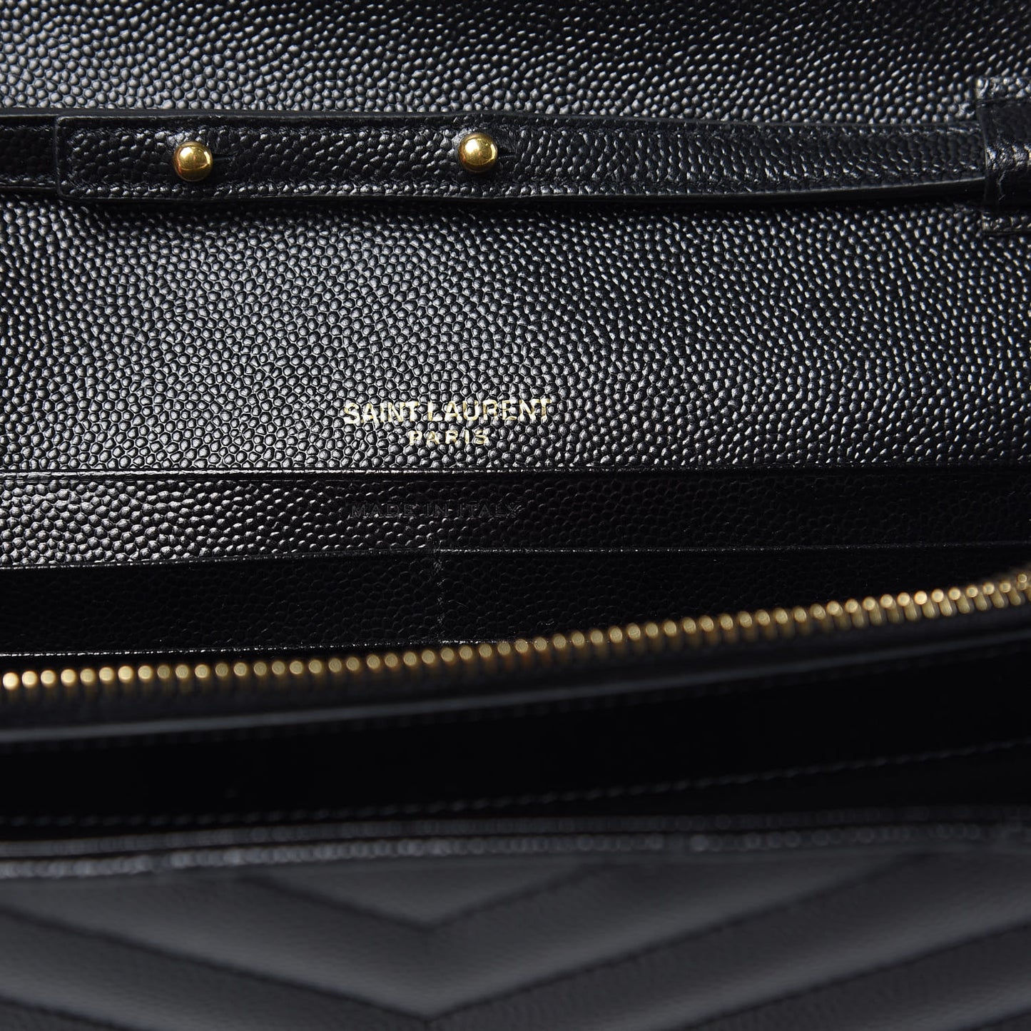 Grain De Poudre Matelasse Chevron Monogram Chain Wallet Black