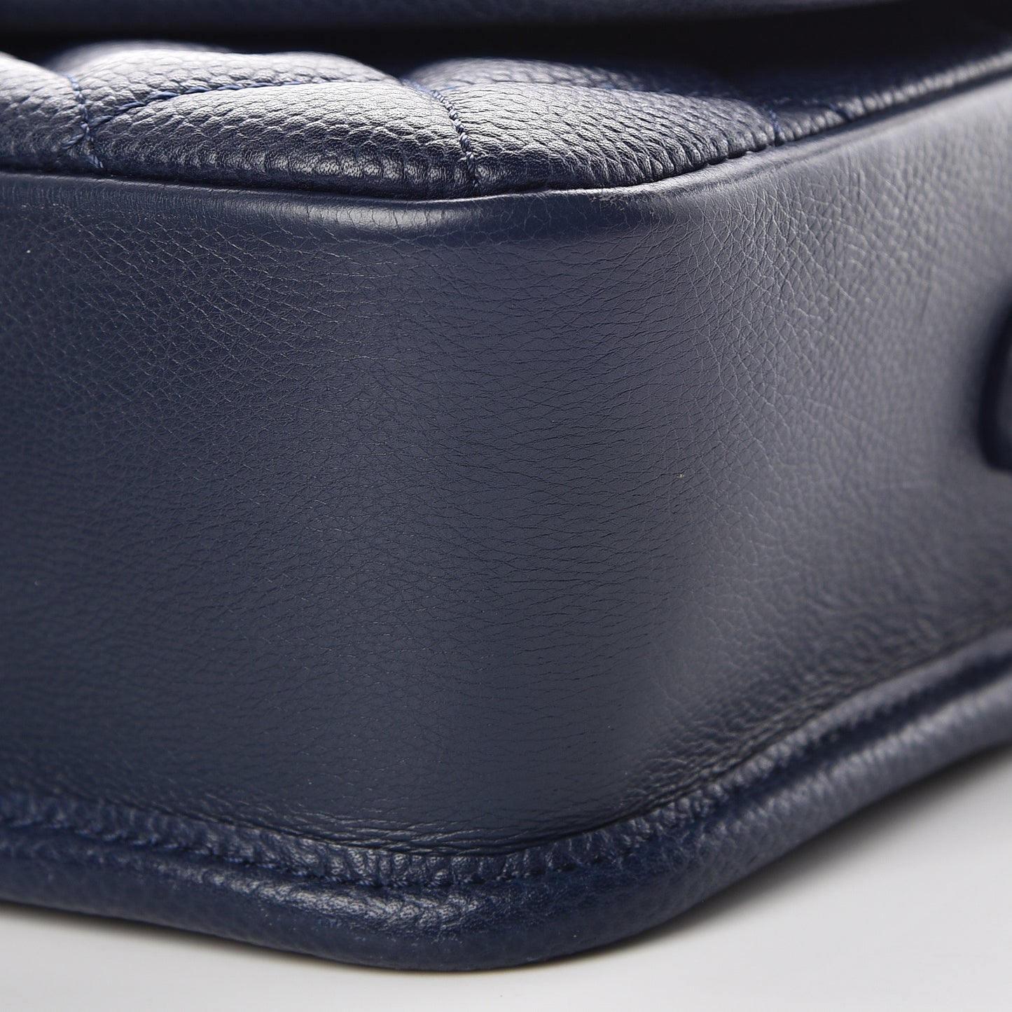 Caviar Iridescent Calfskin Quilted Small Daily Carry Messenger Navy