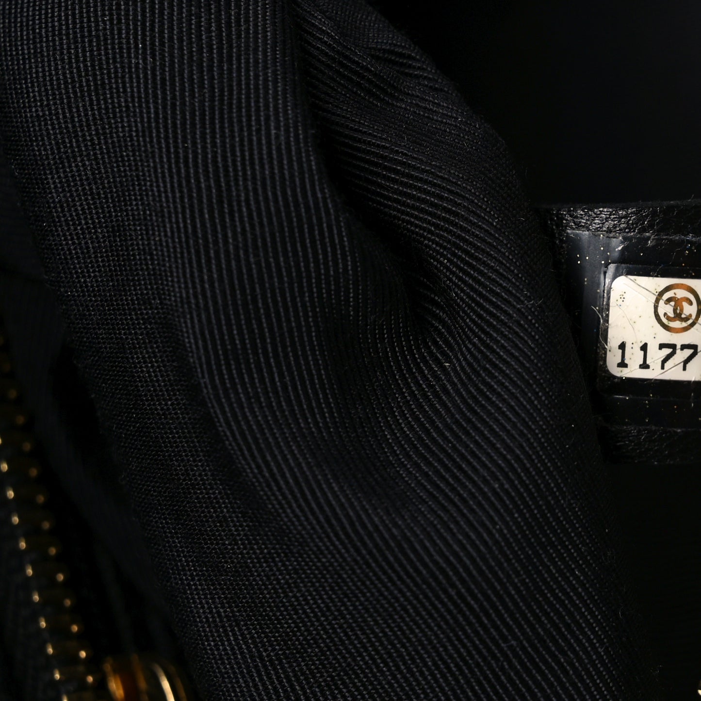 Caviar Quilted Petit Timeless Tote PTT Black