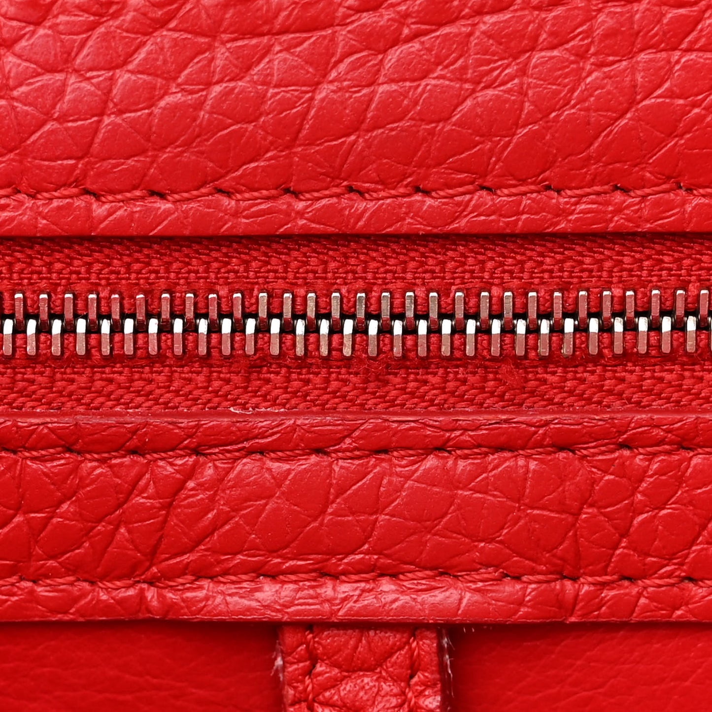 Taurillon Snakeskin Capucines BB Rubis