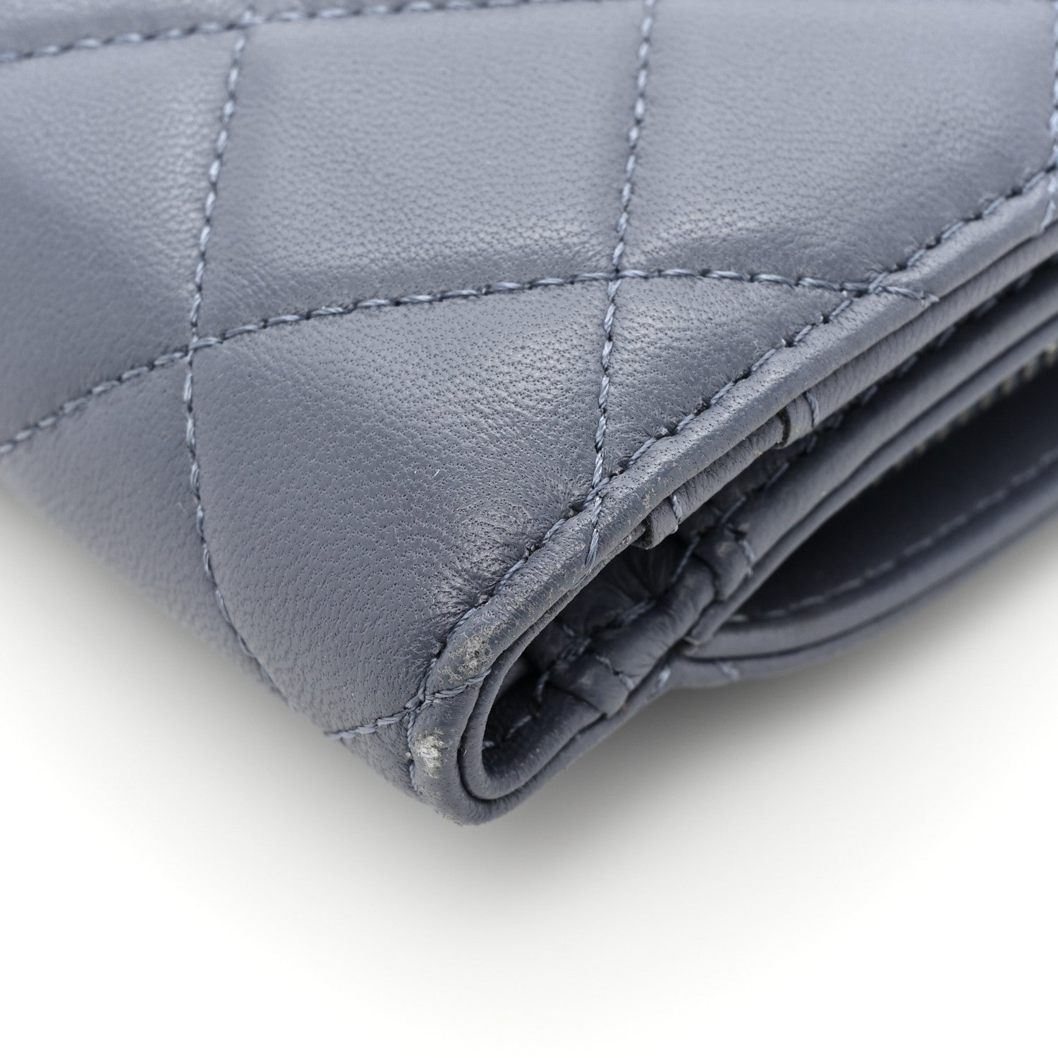 Chanel Lambskin Quilted Zipped Pocket Wallet Lavander 14 of 17