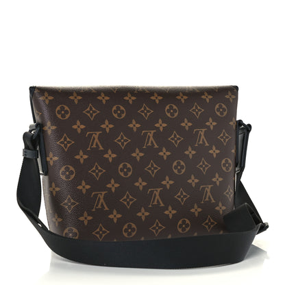 Louis Vuitton Monogram Macassar Magnetic Messenger 3 of 12