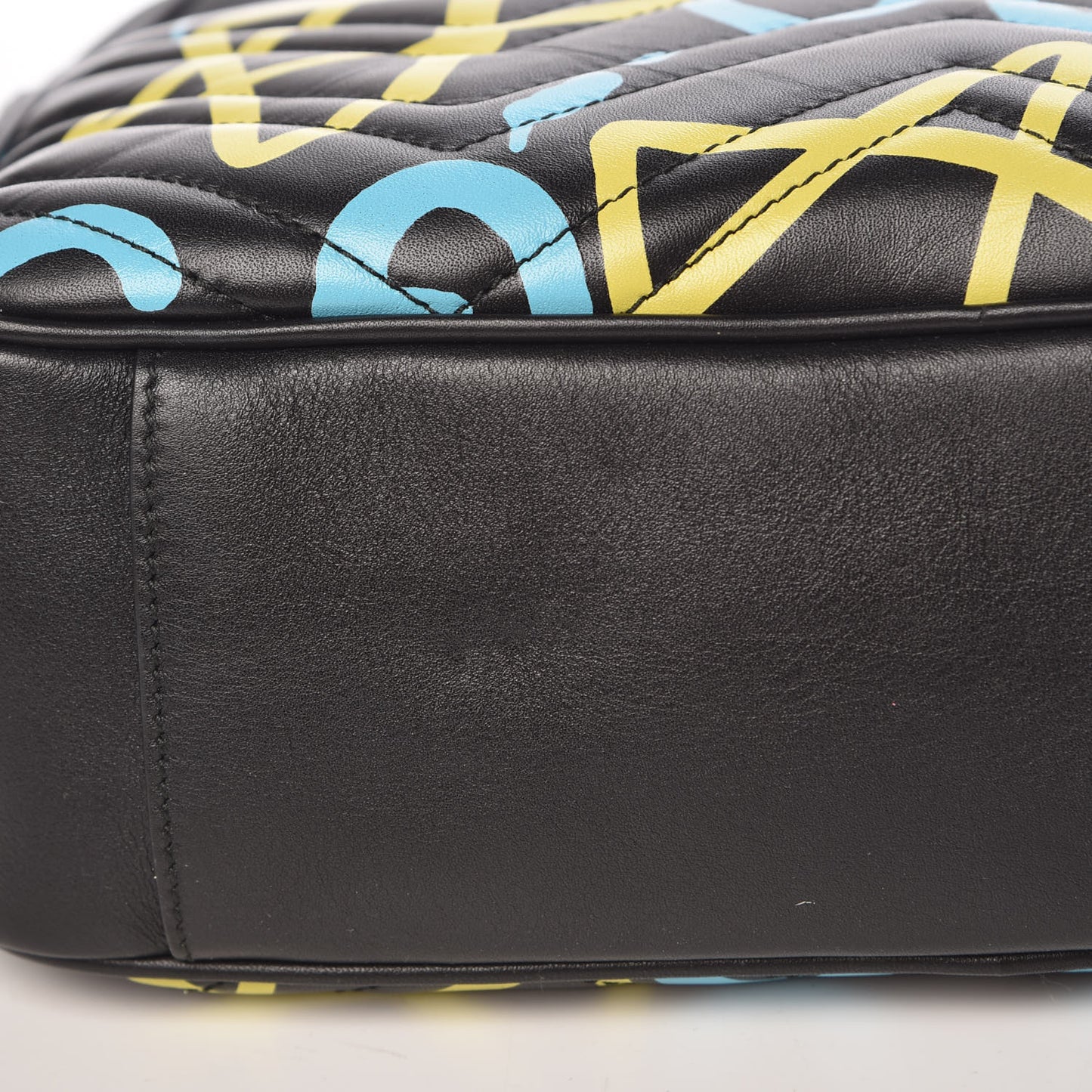 Calfskin Matelasse GucciGhost Medium GG Marmont Chain Shoulder Bag Black New Acquamarine