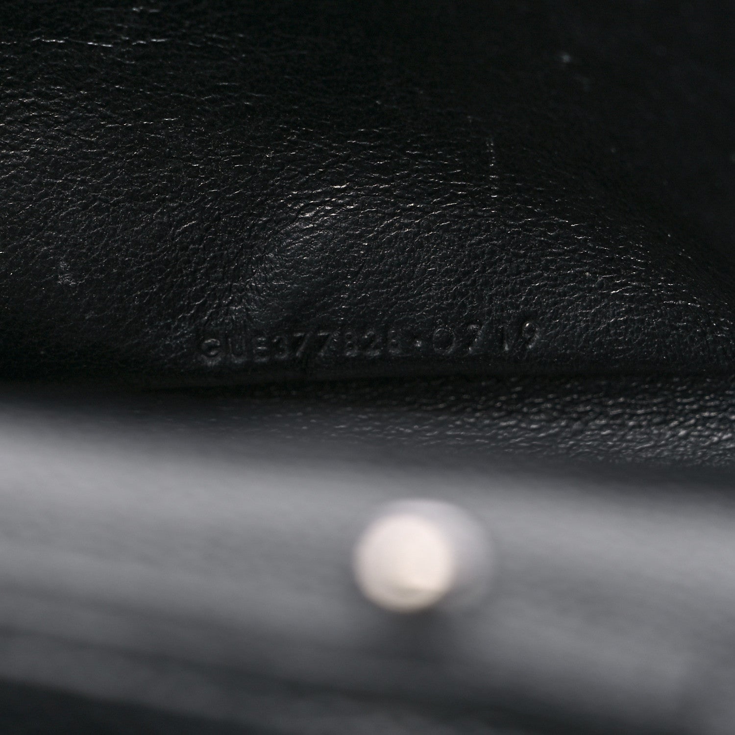 Saint Laurent Grain De Poudre Matelasse Chevron Monogram Chain Wallet Black 7 of 12