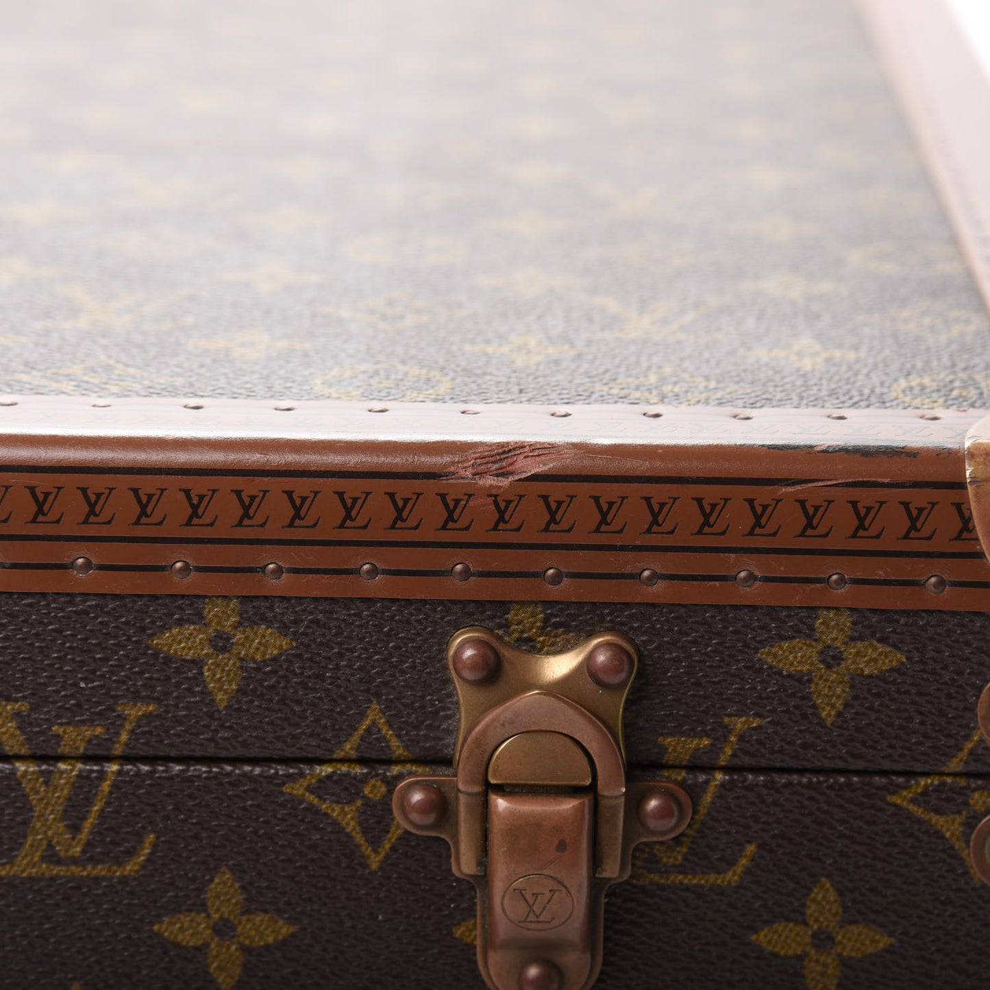 Monogram Bisten 70