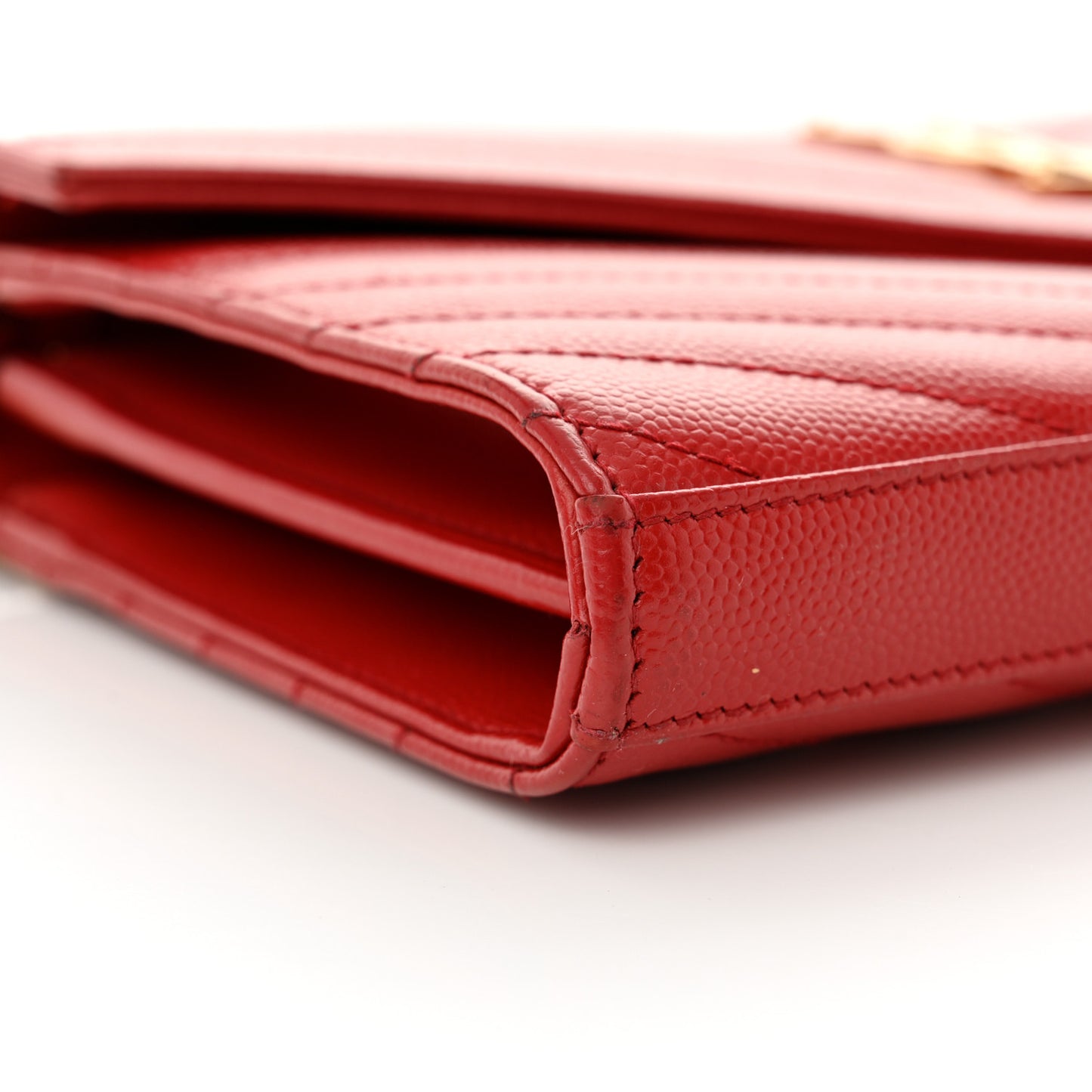 Grain De Poudre Matelasse Chevron Monogram Chain Wallet Red