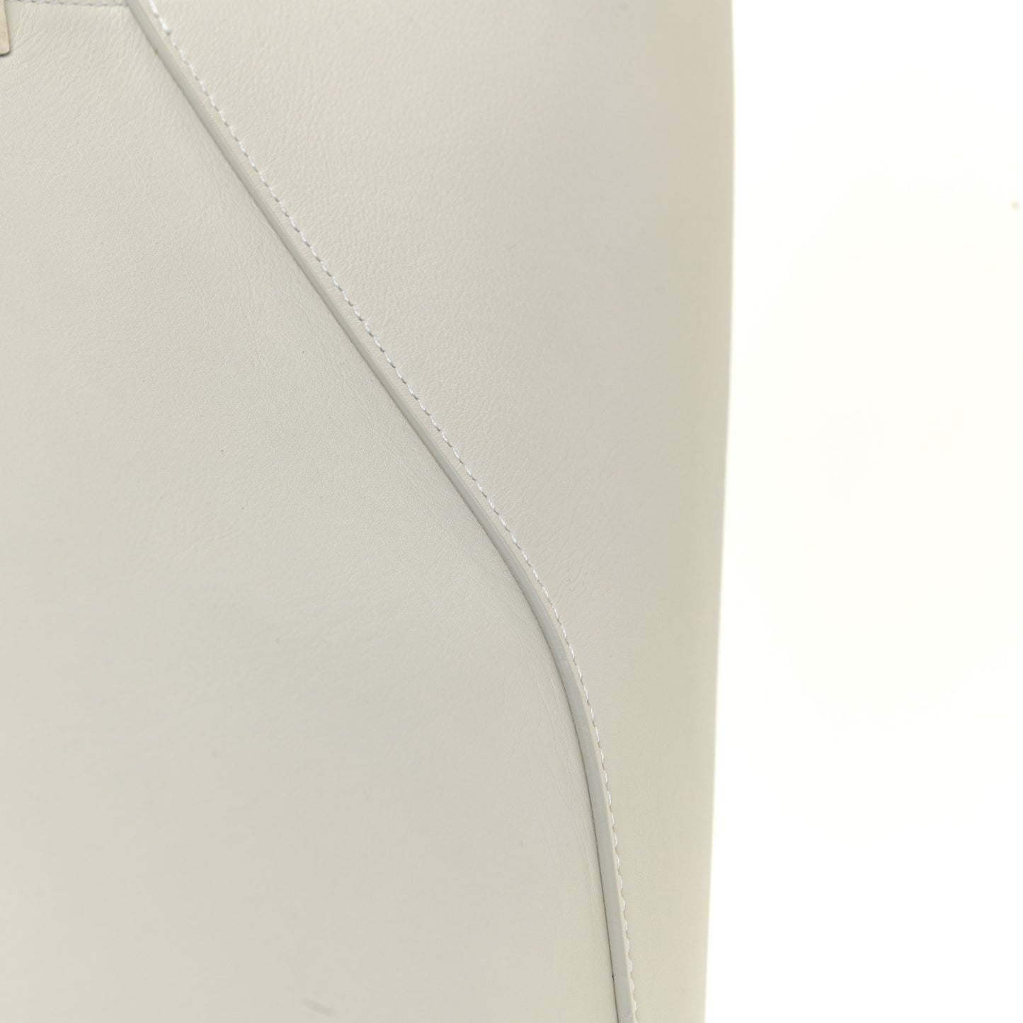 Calfskin Clasp Horizontal Cabas White