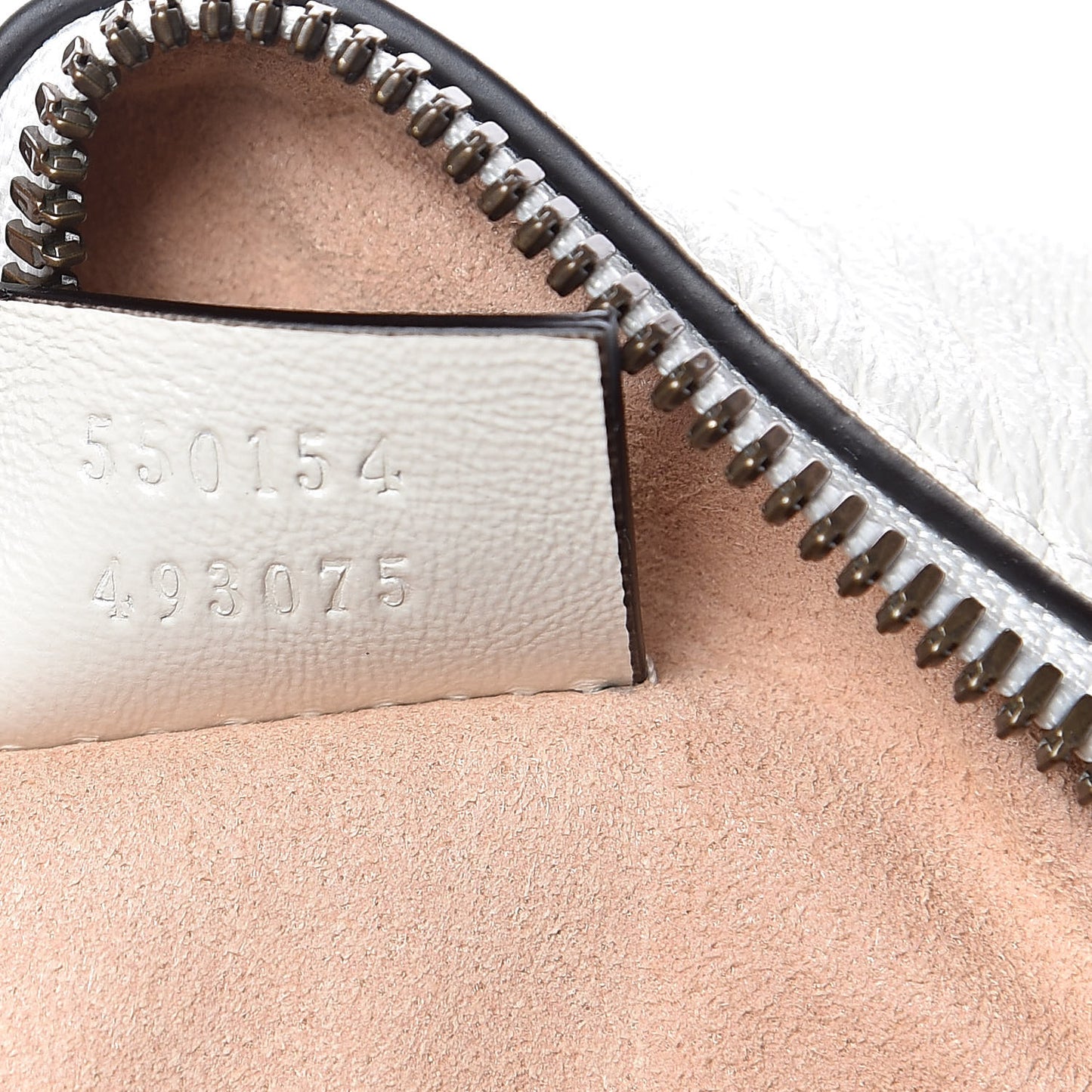Calfskin Matelasse Mini GG Marmont Round Shoulder Bag White