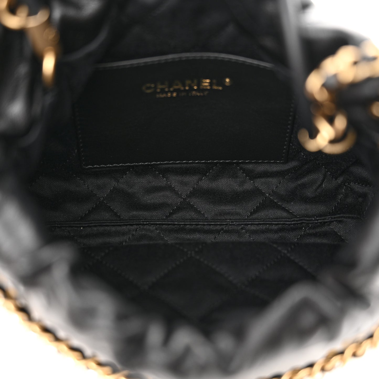 Shiny Crumpled Calfskin Quilted Pearl Mini Chanel 22 Black
