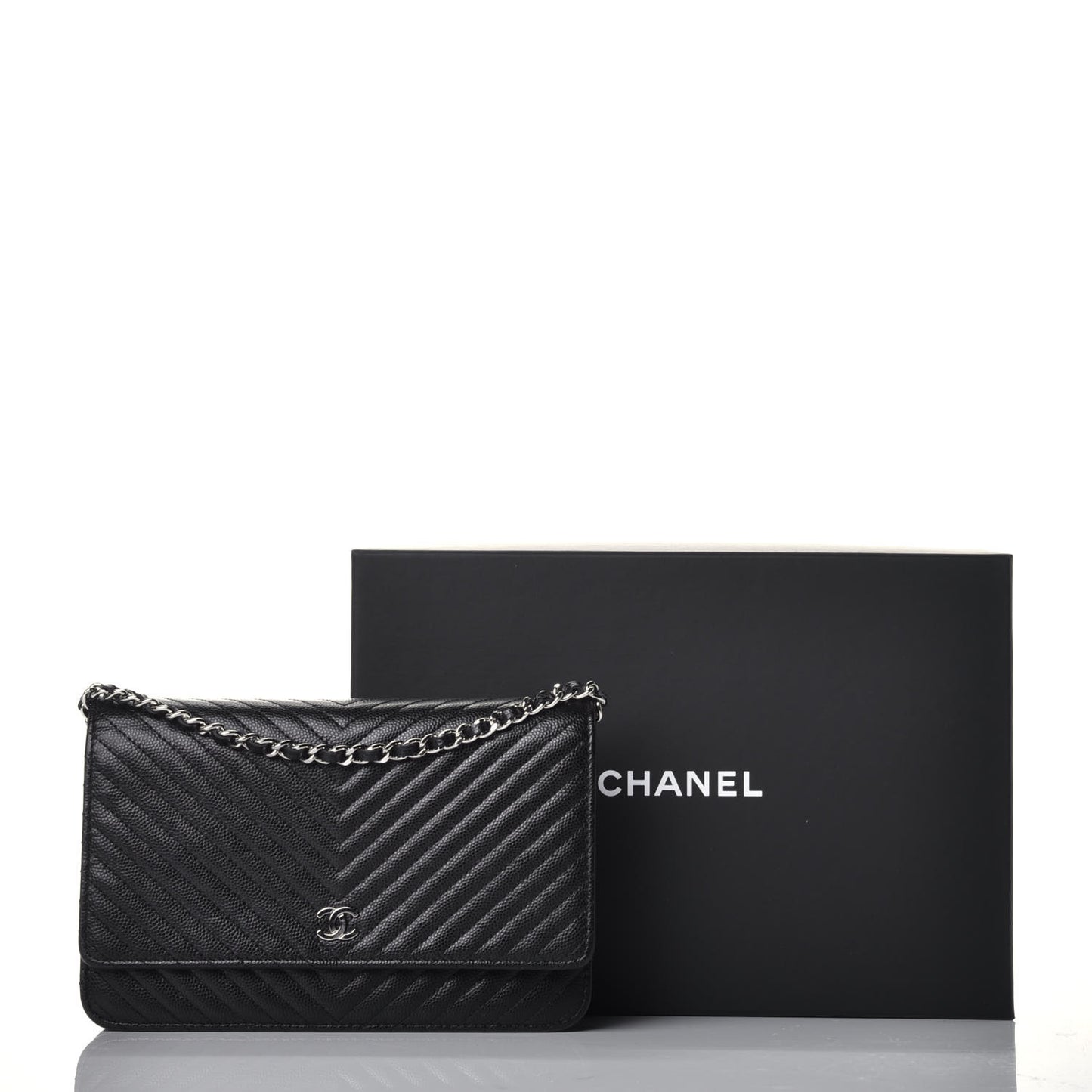 Caviar Chevron Quilted Wallet On Chain WOC Black