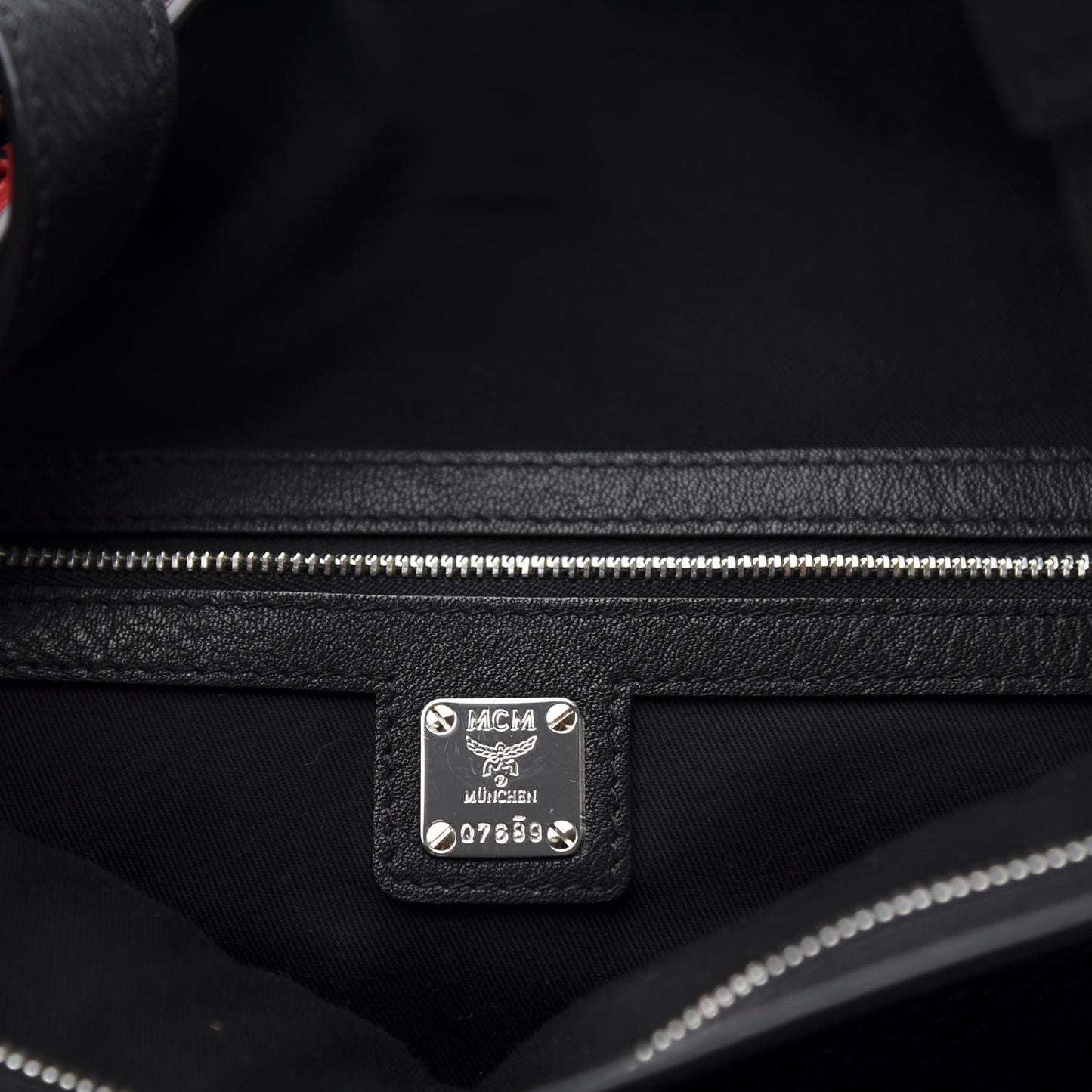 Calfskin Ottomar Large Klara Hobo Black