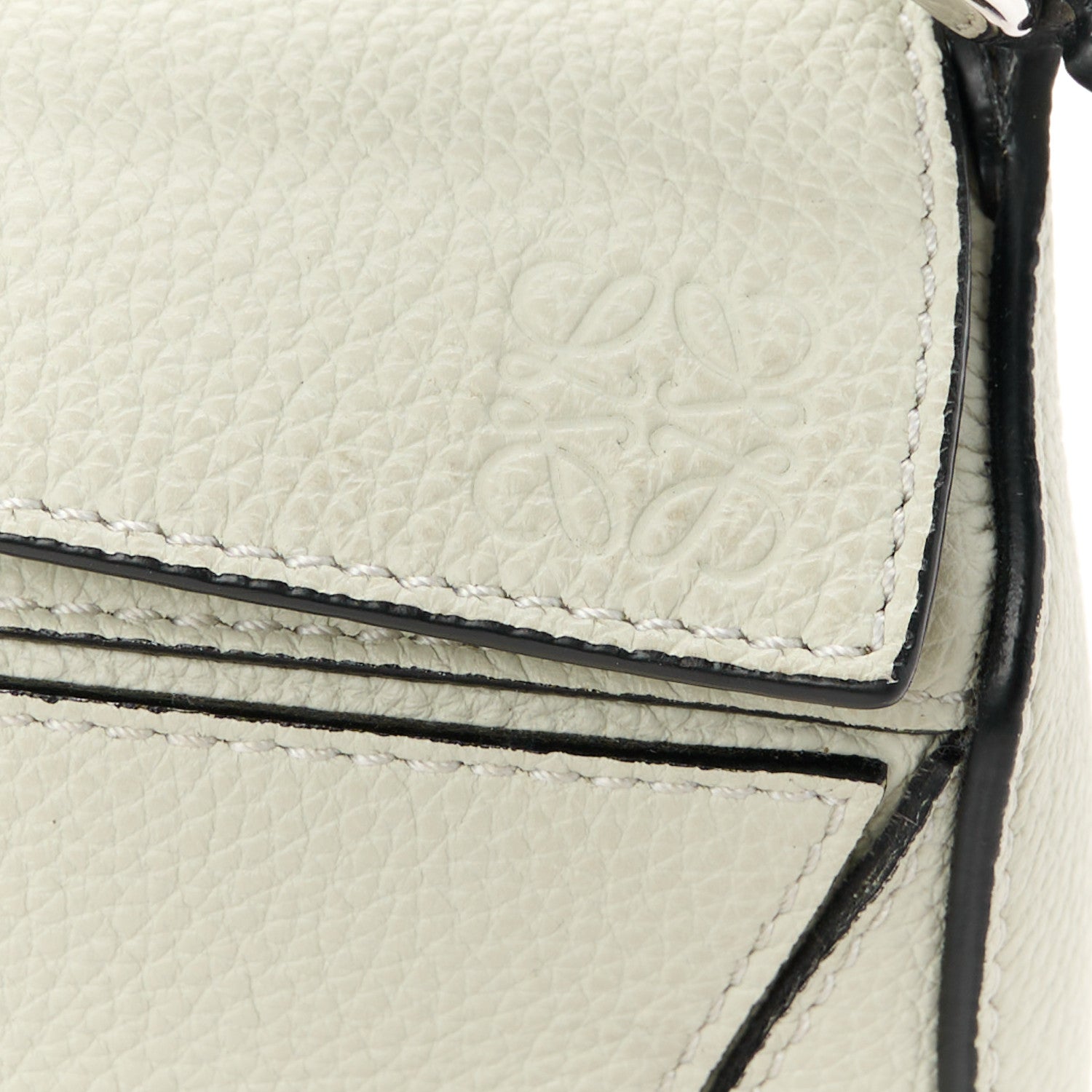 Loewe Calfskin Mini Puzzle Bag Light Celadon 7 of 10