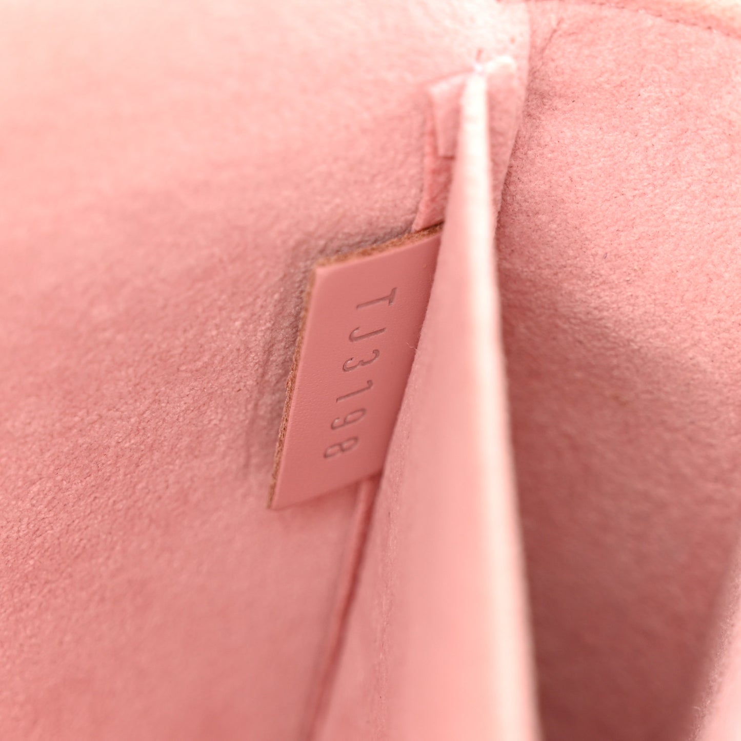Epi Pochette Felicie Rose Ballerine