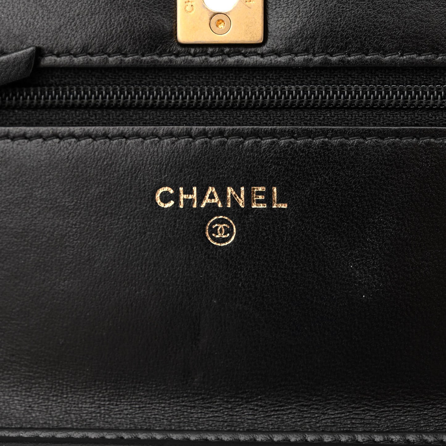 Lambskin Quilted Pearl Crush Wallet On Chain WOC Black