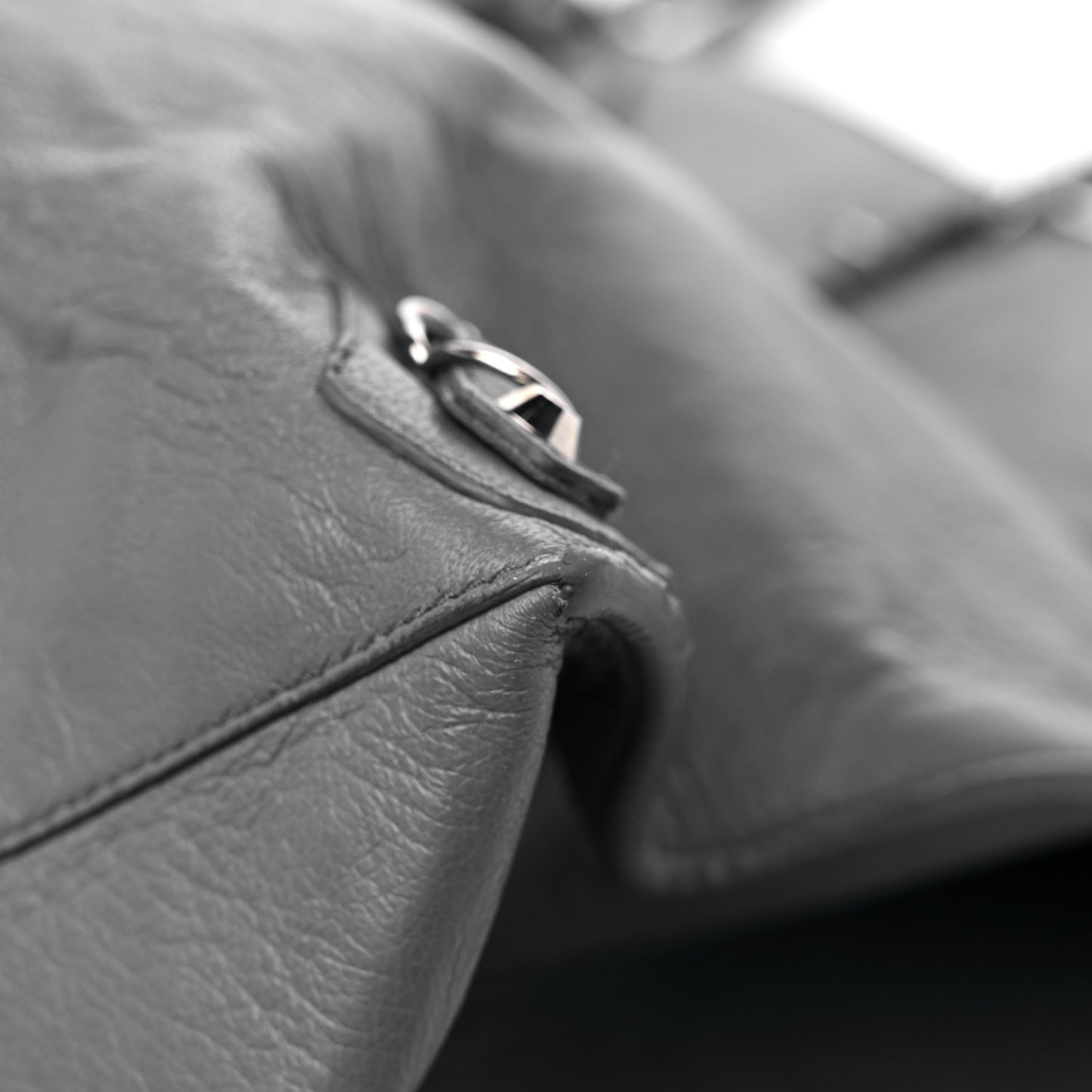 Veau Papier A3 Tote Grey