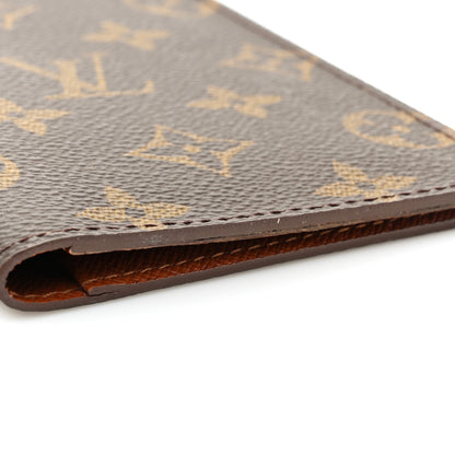 Louis Vuitton Monogram Passport Cover 9 of 9