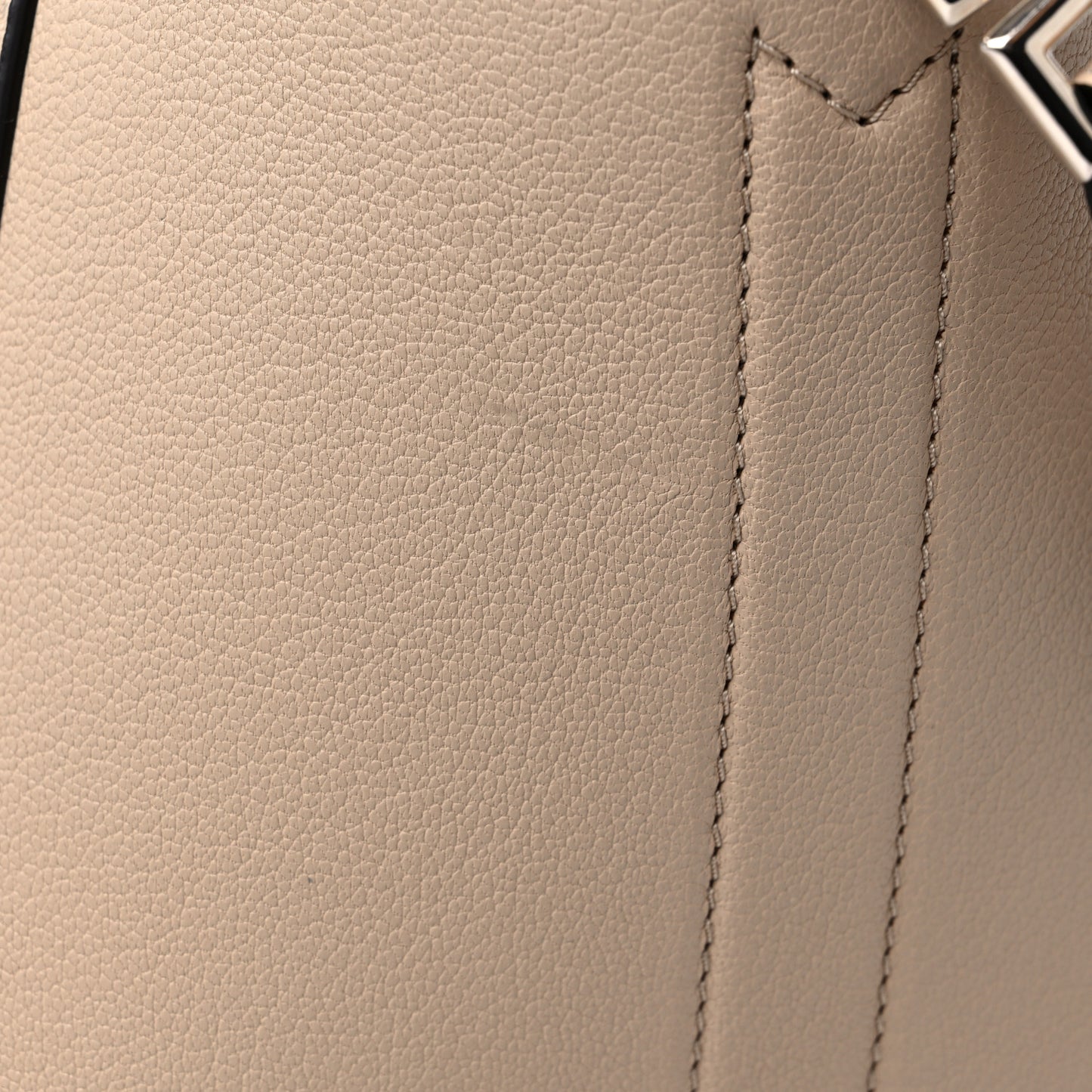 Sugar Goatskin Medium Antigona Dune