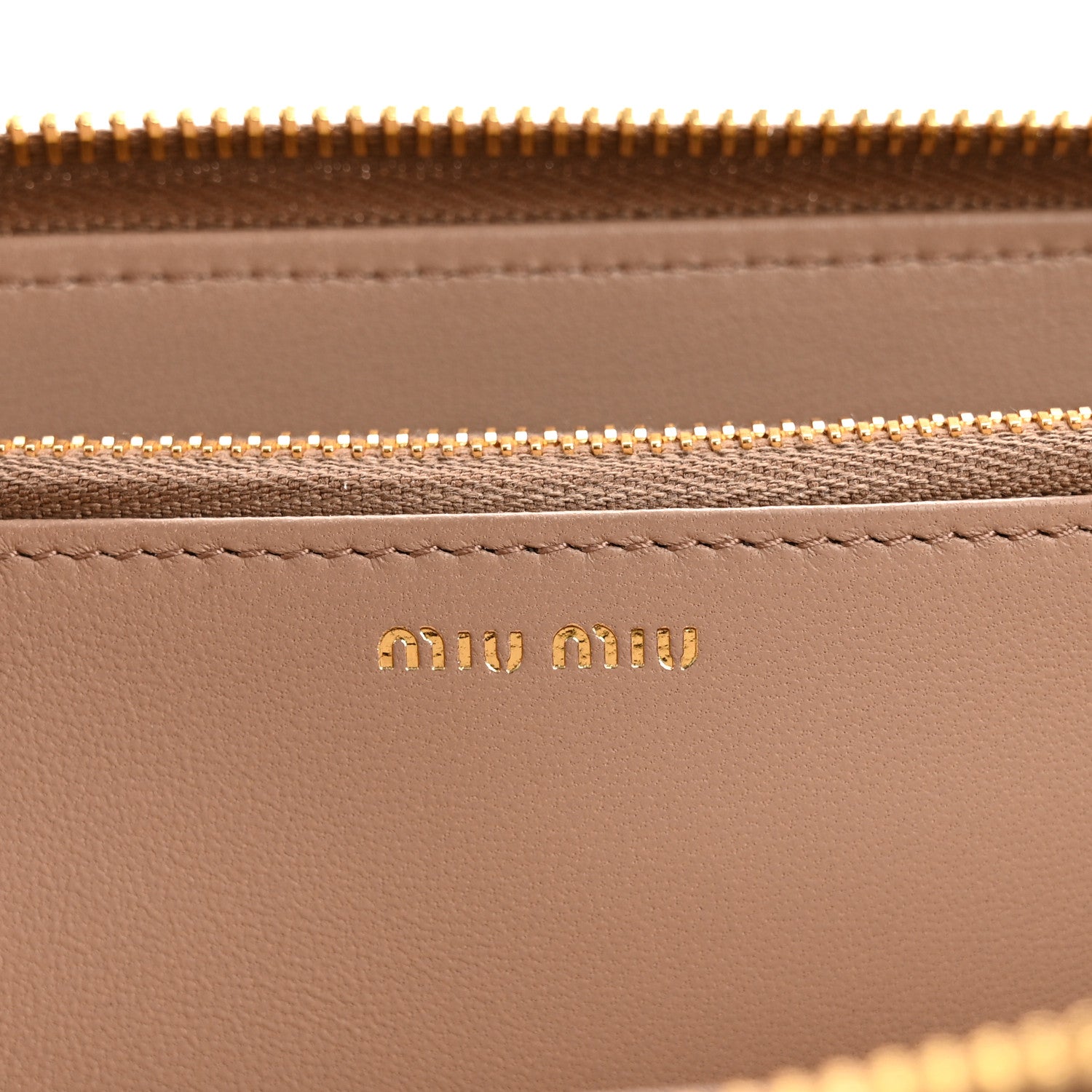 Miu Miu Matelasse Large Zip Around Wallet Cammeo 7 of 11