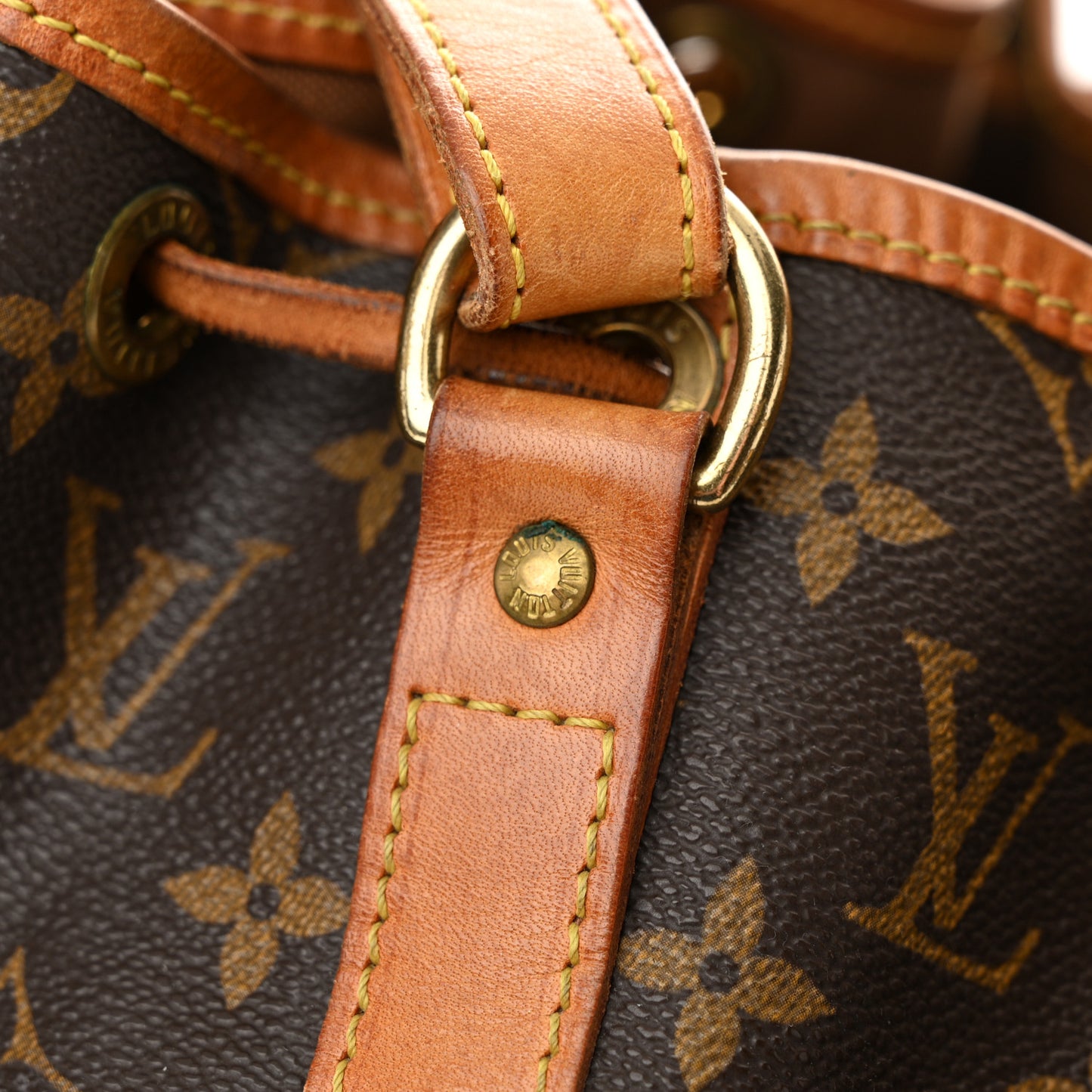 Monogram Noe