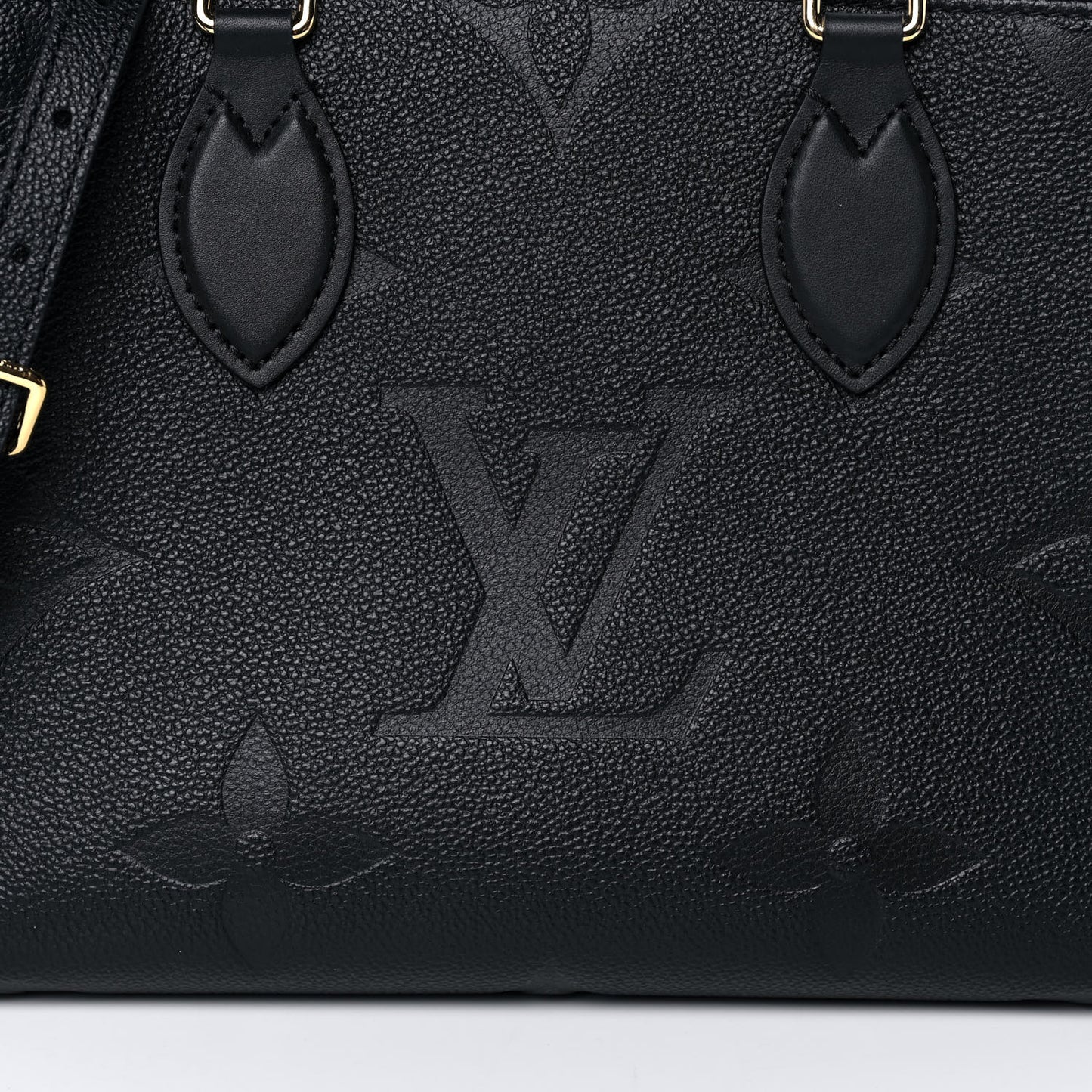 Empreinte Monogram Giant Onthego PM Black