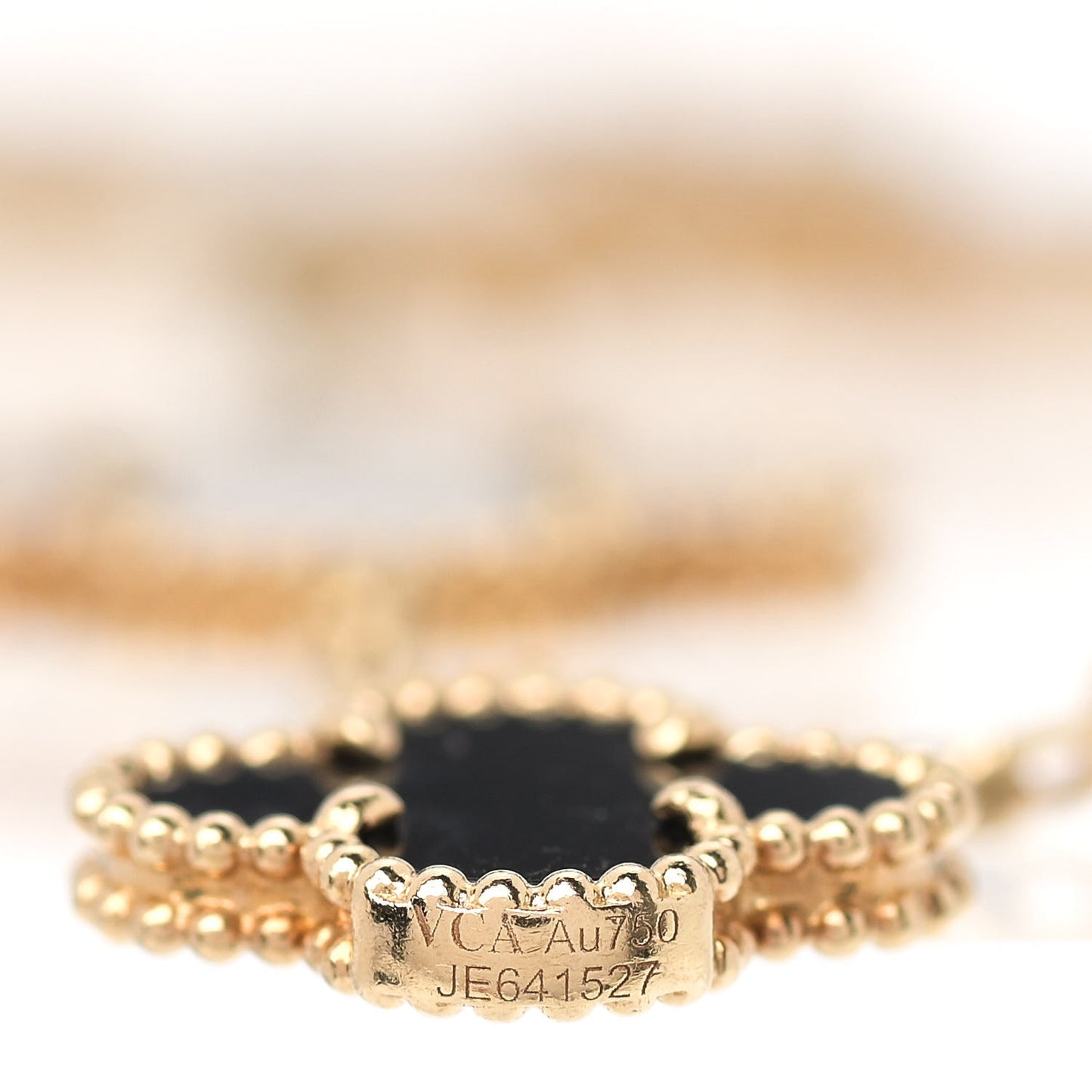 18K Yellow Gold Grey Mother of Pearl Black Onyx 5 Motifs Magic Alhambra Bracelet