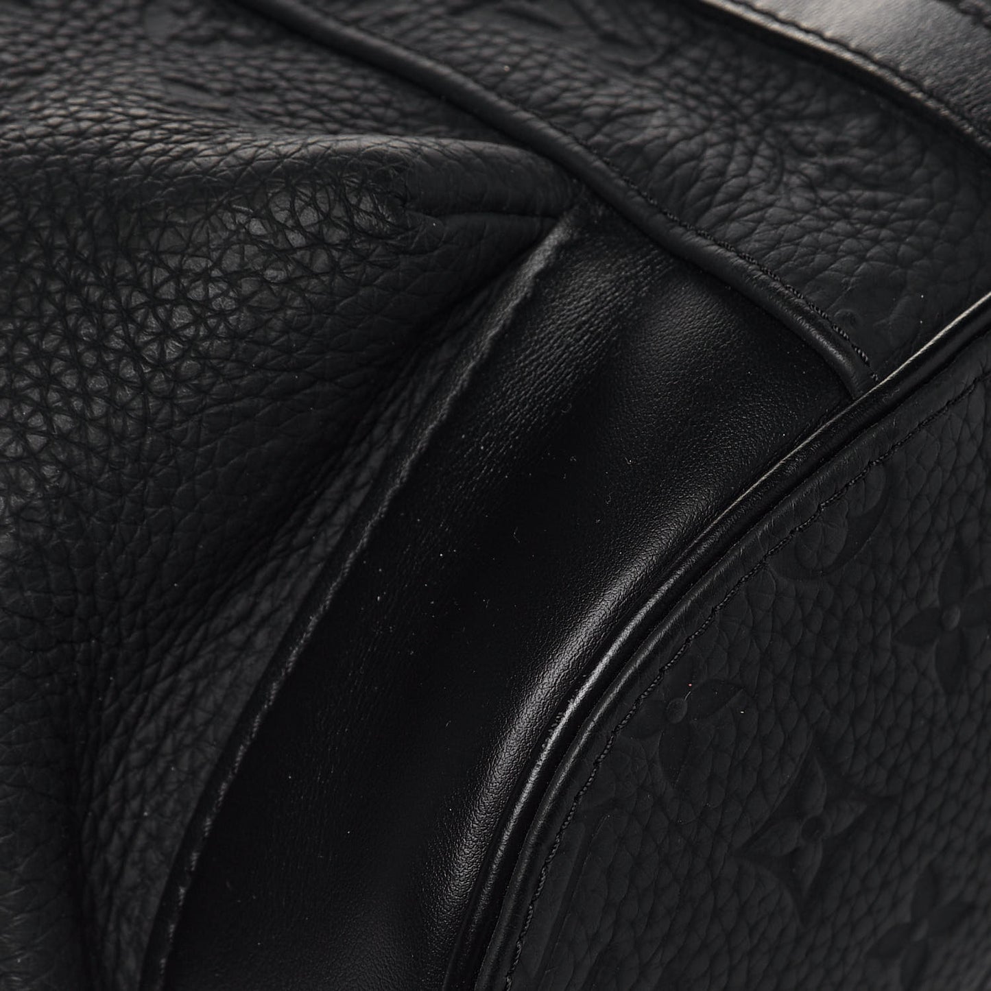 Taurillon Monogram Christopher MM Backpack Black