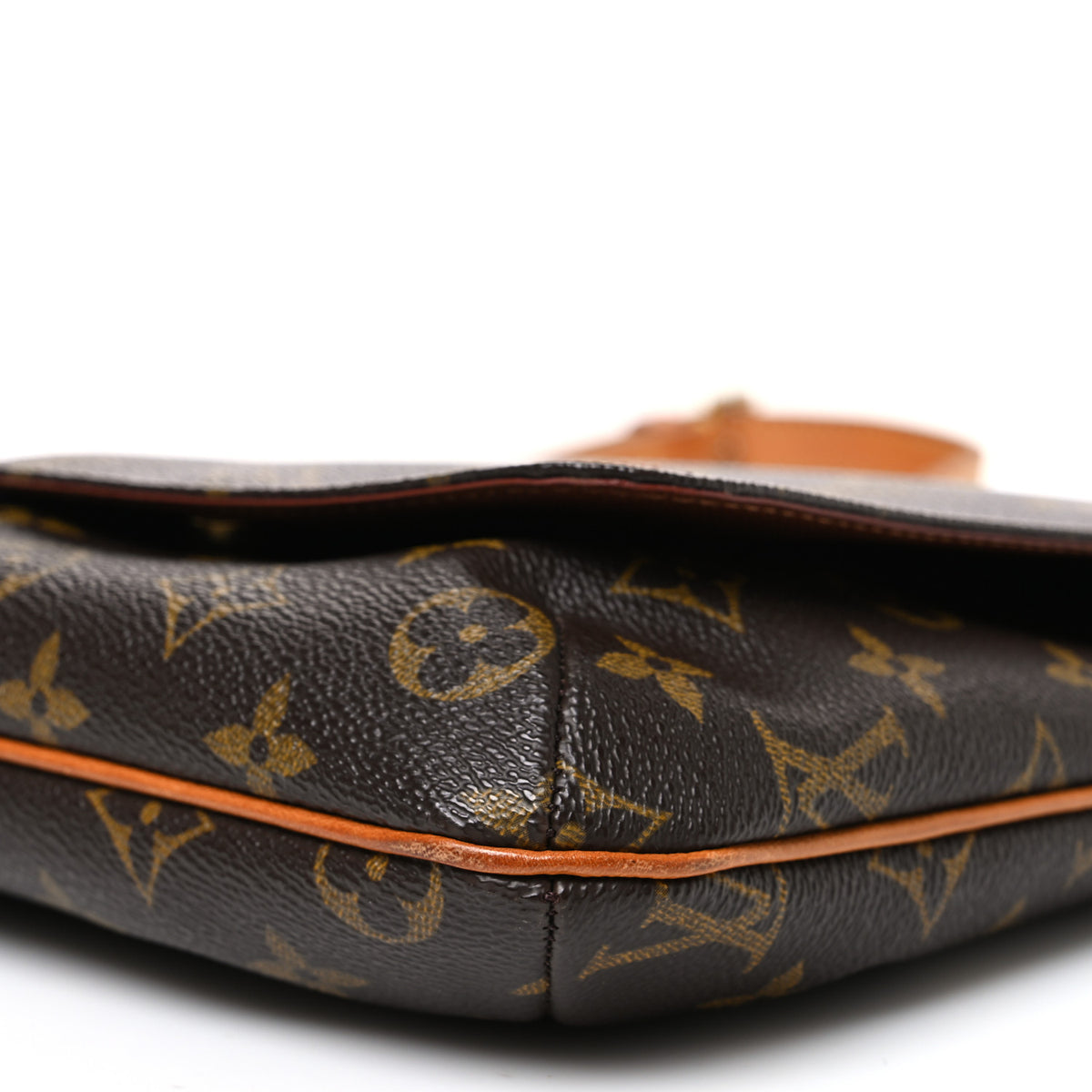 Louis Vuitton Monogram Musette Salsa 10 of 10